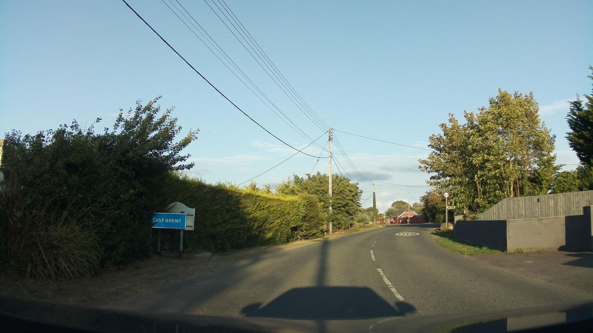 Street view near Burton Row Farmhouse B&B, Brent Knoll — © southglos (CC BY-SA · Mapillary)