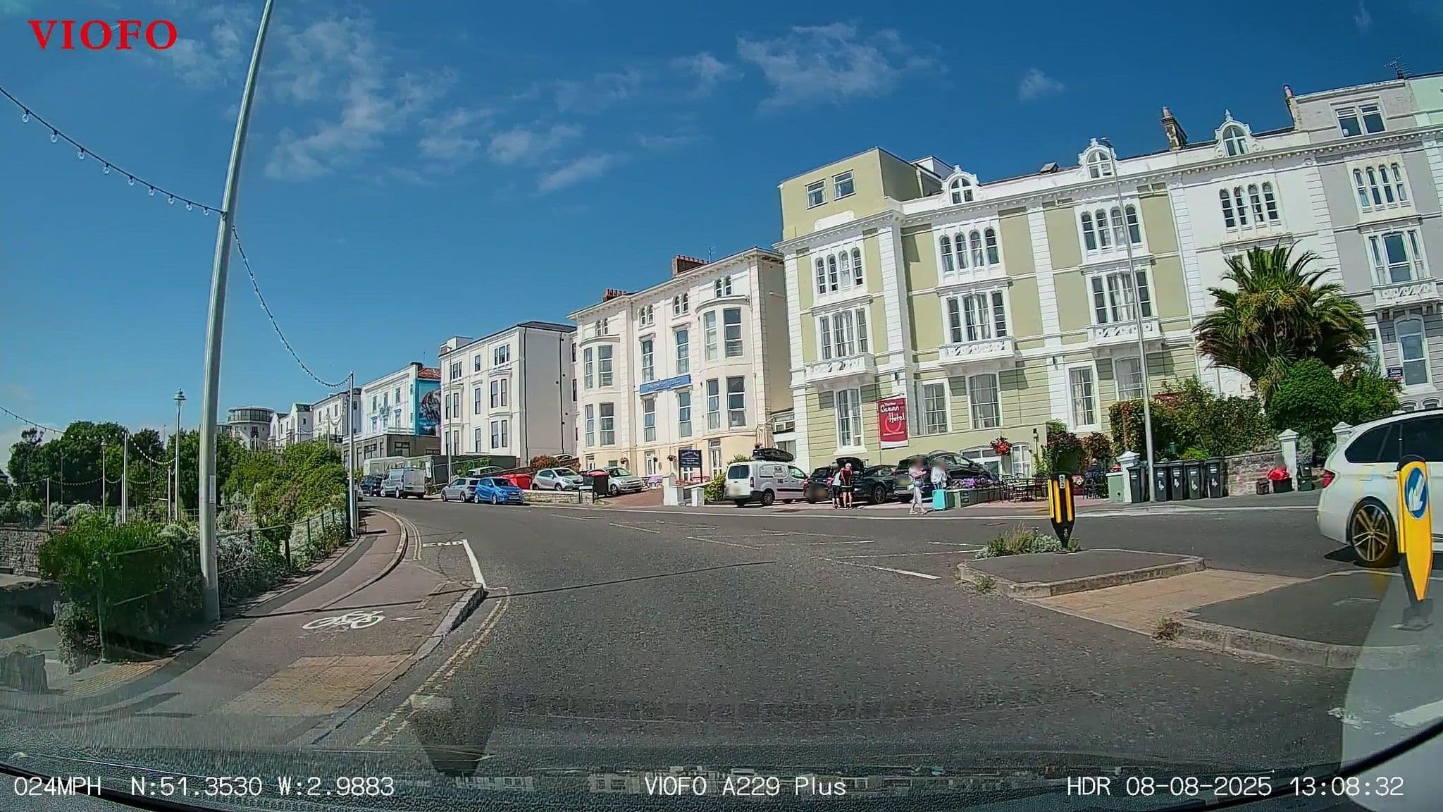 Street view near New Birchfield Hotel, Weston-super-Mare — © RyanBush (CC BY-SA · Mapillary)