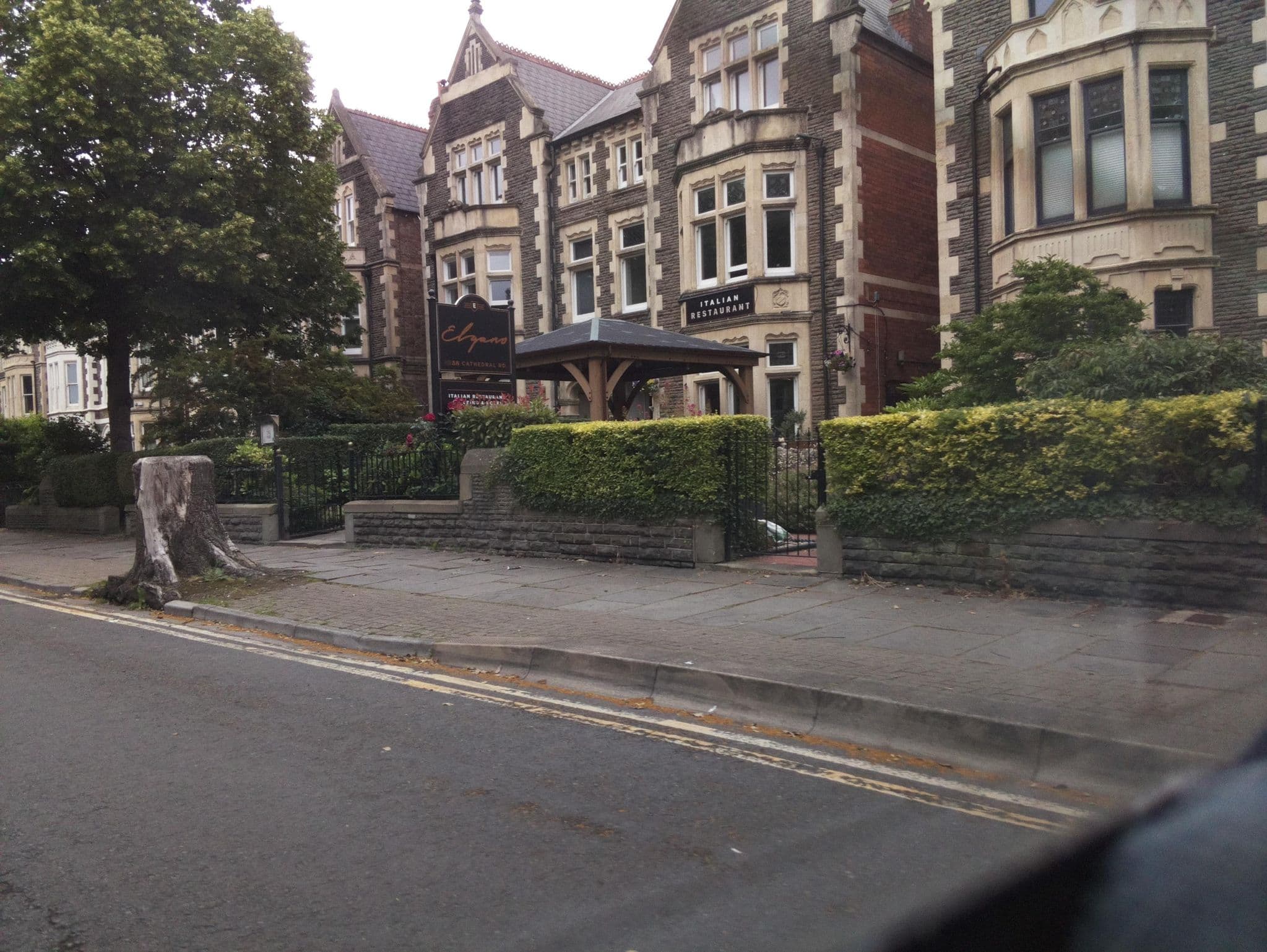 Street view near Number62, Cardiff — © southglos (CC BY-SA · Mapillary)