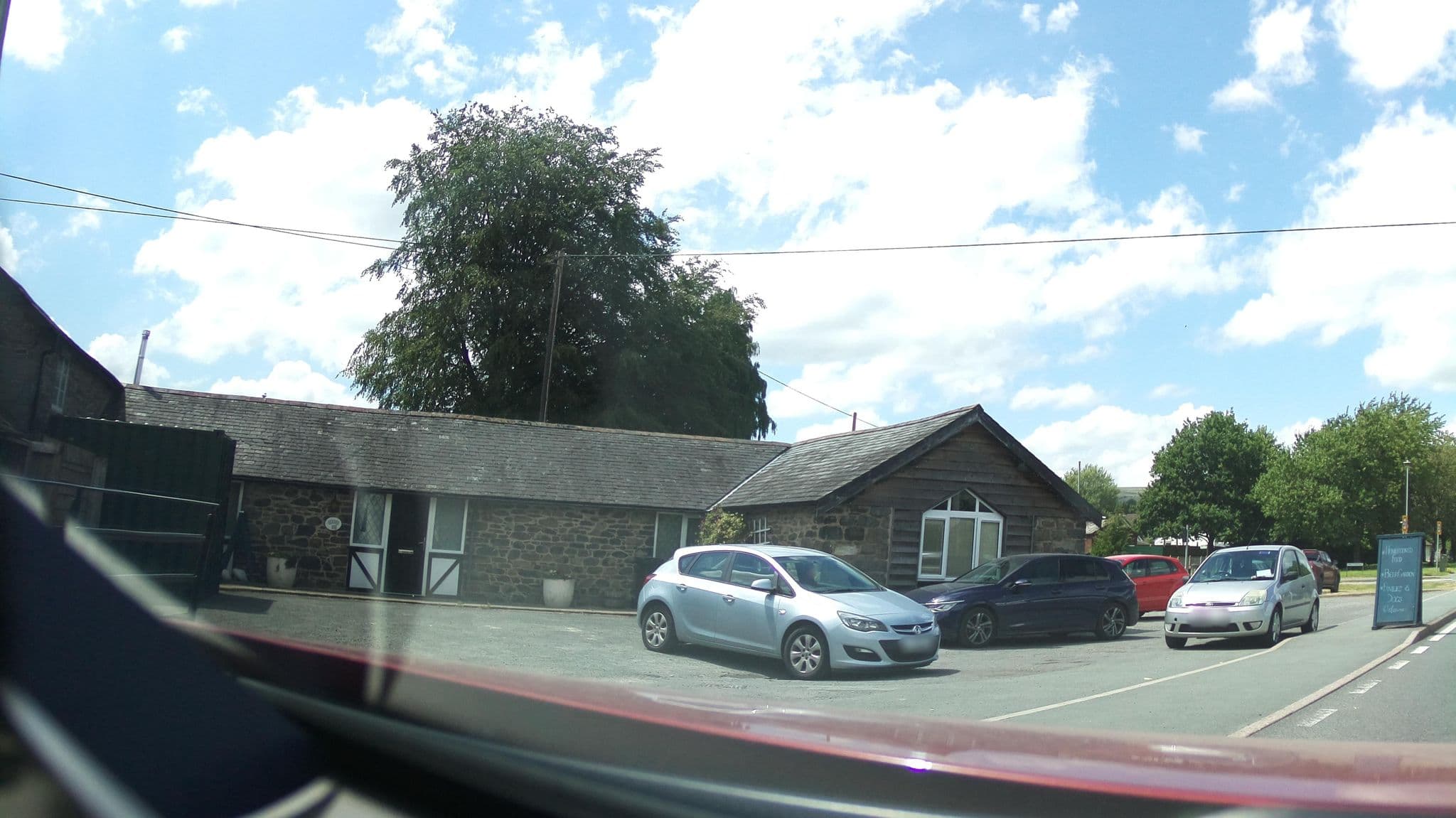 Street view near The Aleppo Merchant Inn, Llanidloes — © southglos (CC BY-SA · Mapillary)