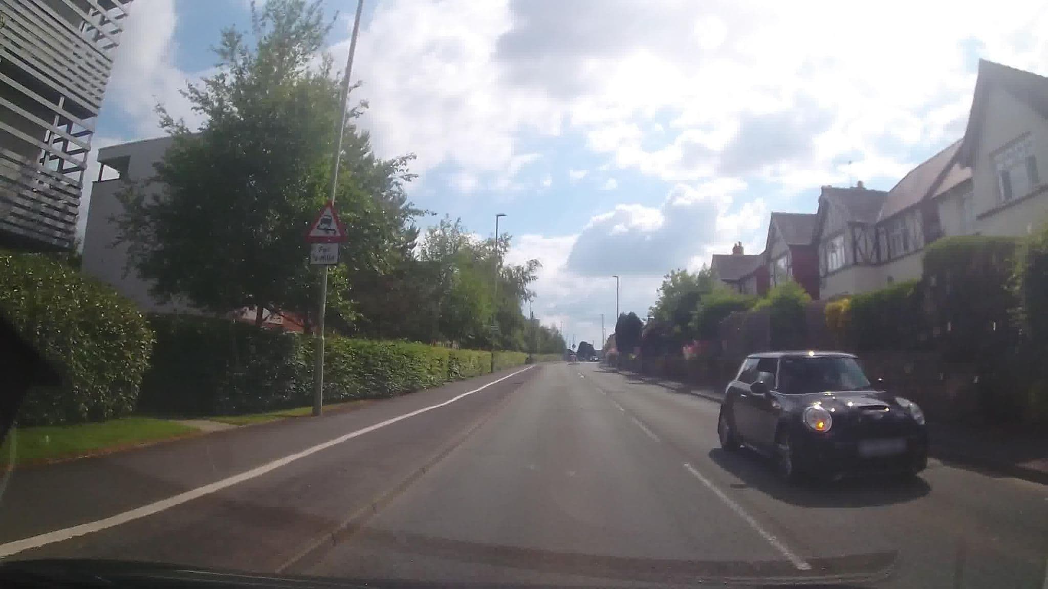 Street view near Railway Cottage, Oswestry — © trigpoint (CC BY-SA · Mapillary)