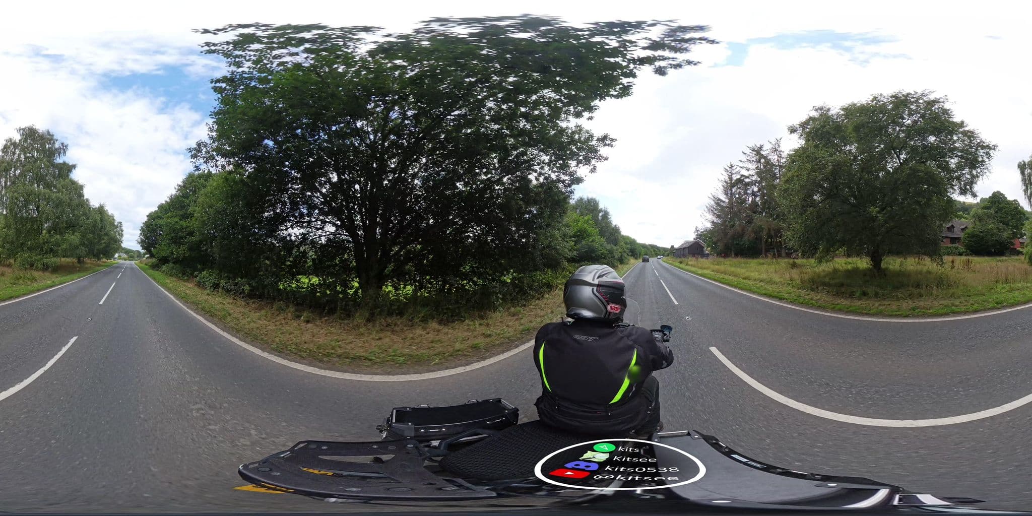 Street view near Red Kite B&B, Rhayader — © kits (CC BY-SA · Mapillary)