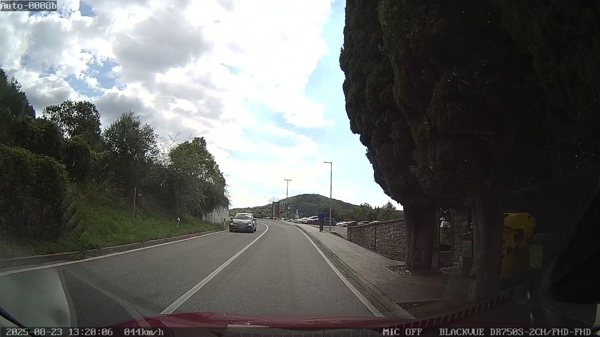 Street view near Motovun Camping, Buzet — © rdnnk (CC BY-SA · Mapillary)