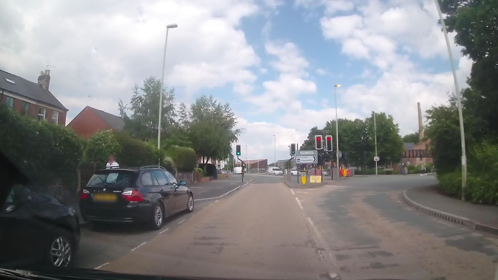 Street view near Llwyn Guest House, Oswestry — © trigpoint (CC BY-SA · Mapillary)