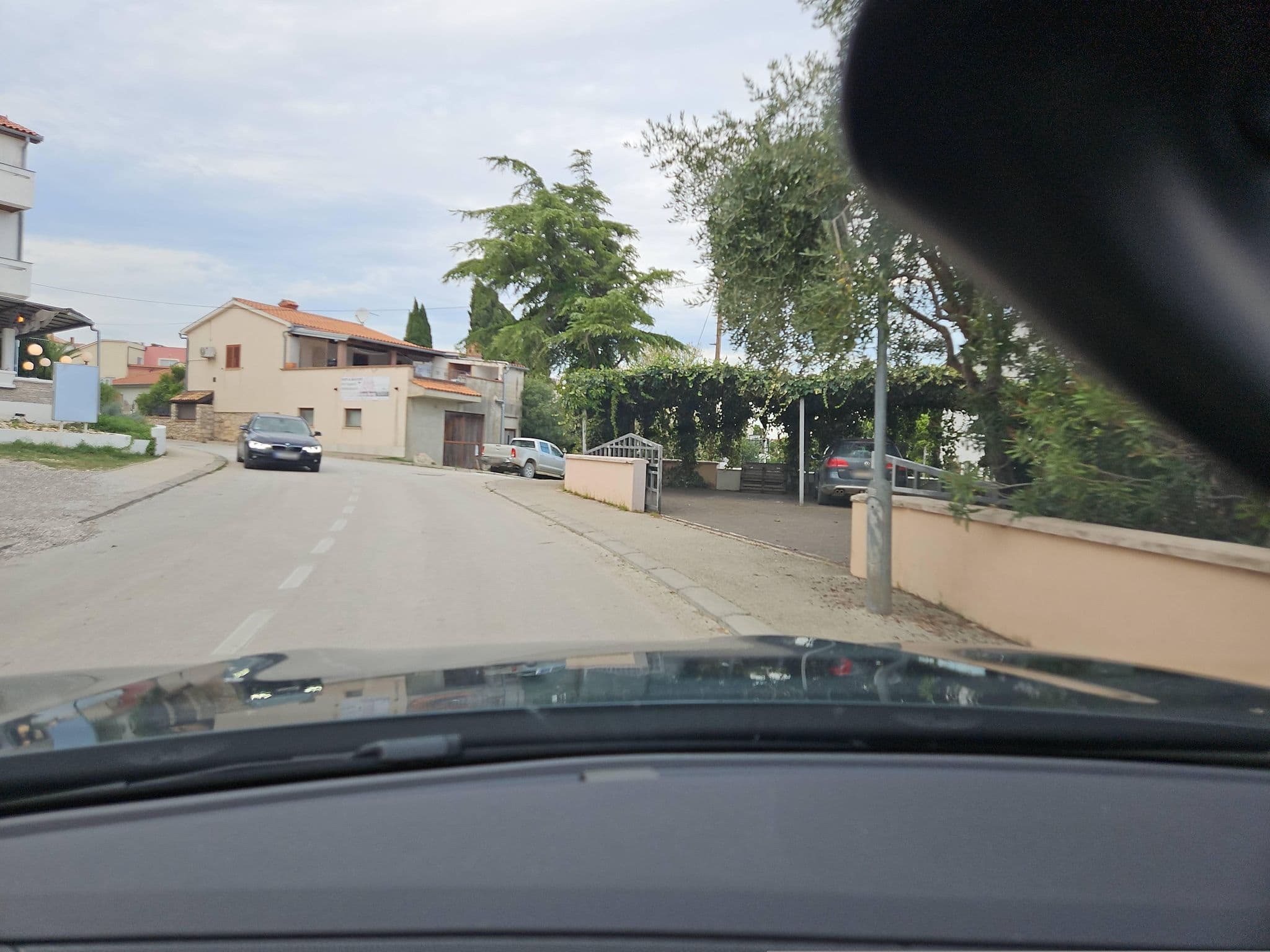 Street view near Miriam, Medulin — © toho (CC BY-SA · Mapillary)
