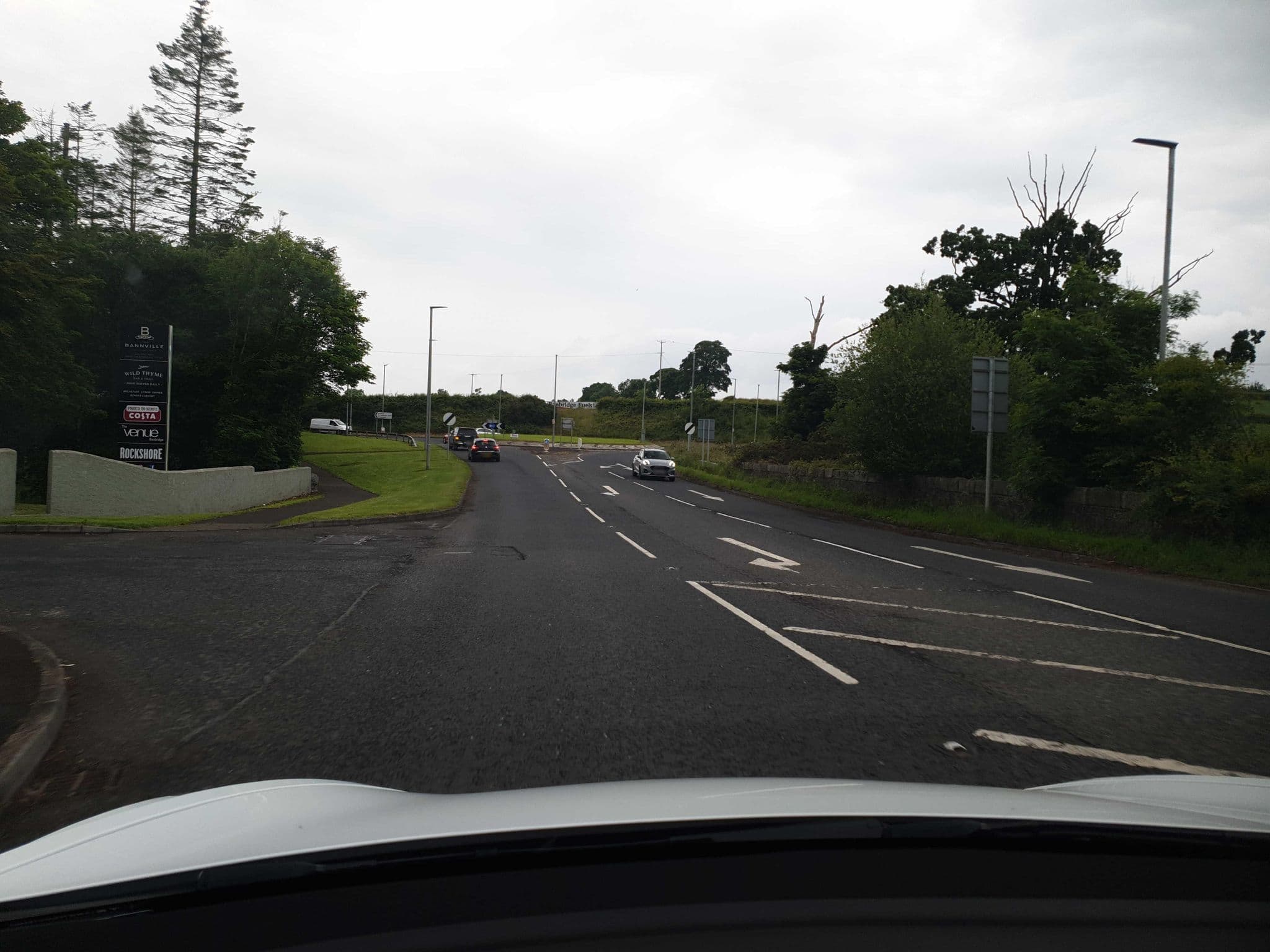 Street view near The Bannville Hotel, Banbridge — © yannakis (CC BY-SA · Mapillary)