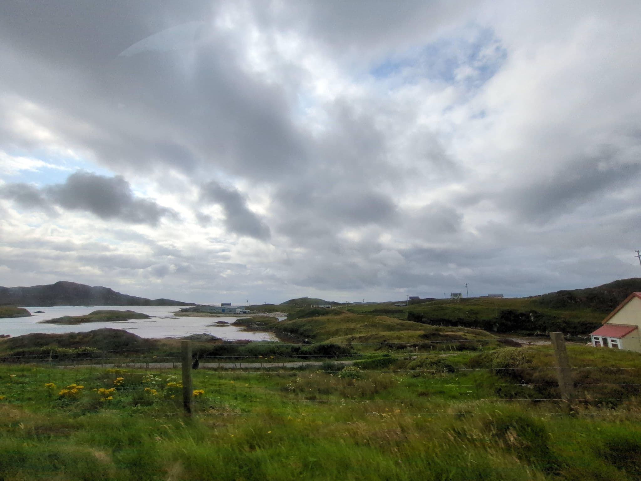 Street view near Glendale Bed and Breakfast, Benbecula — © jamesmstone (CC BY-SA · Mapillary)
