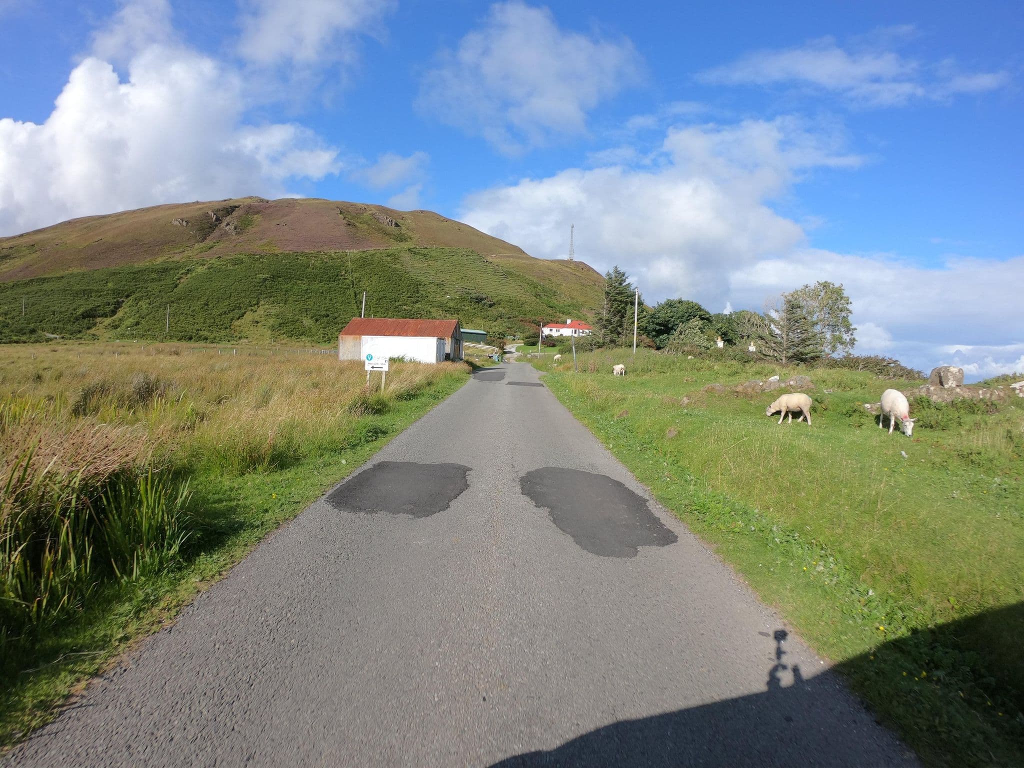 Street view near Mary's Cottages, Portree — © joostjakob (CC BY-SA · Mapillary)