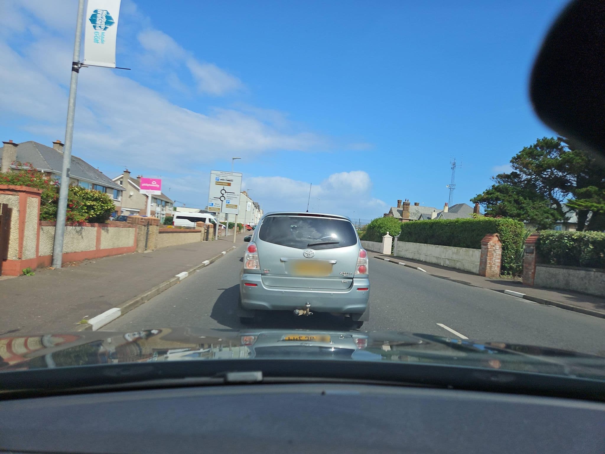 Street view near Aaranmore Lodge, Portrush — © toho (CC BY-SA · Mapillary)