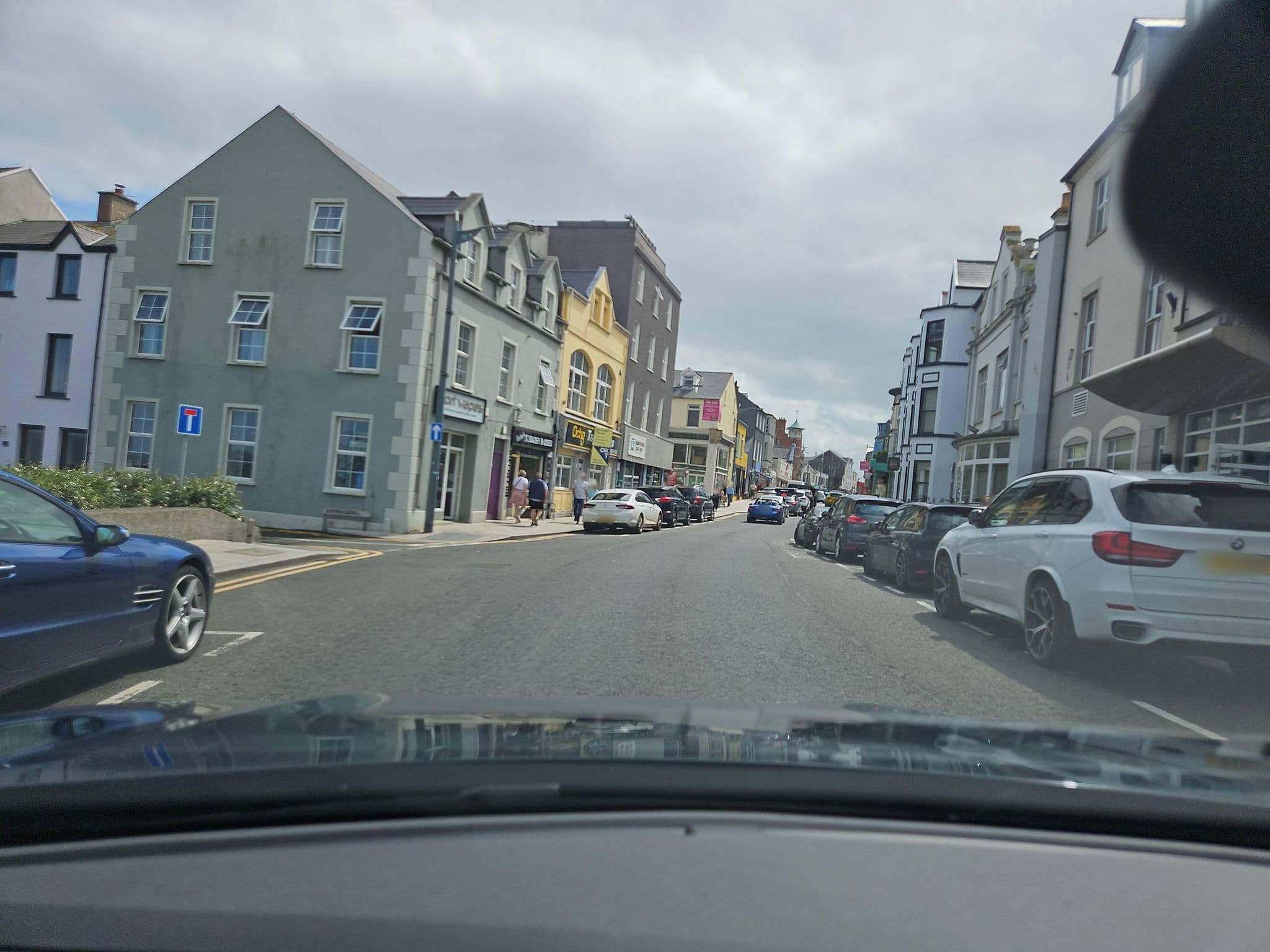 Street view near Comfort Hotel, Portrush — © toho (CC BY-SA · Mapillary)