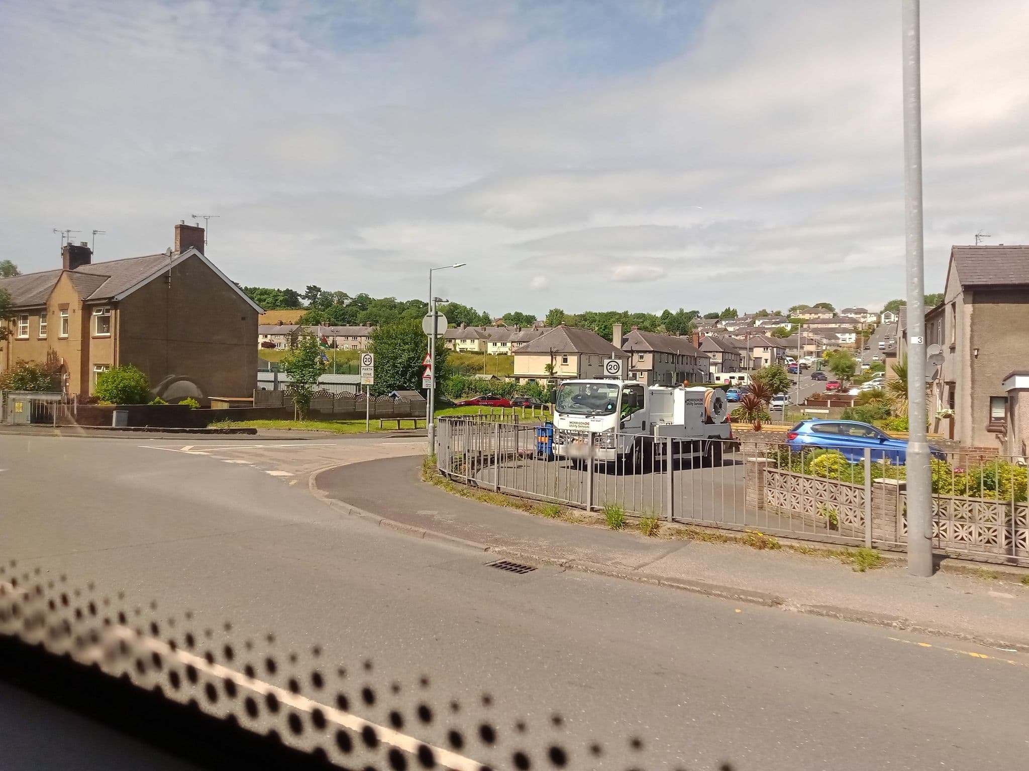 Street view near Swn-y-Nant Hotel, Menai Bridge — © annekaro (CC BY-SA · Mapillary)