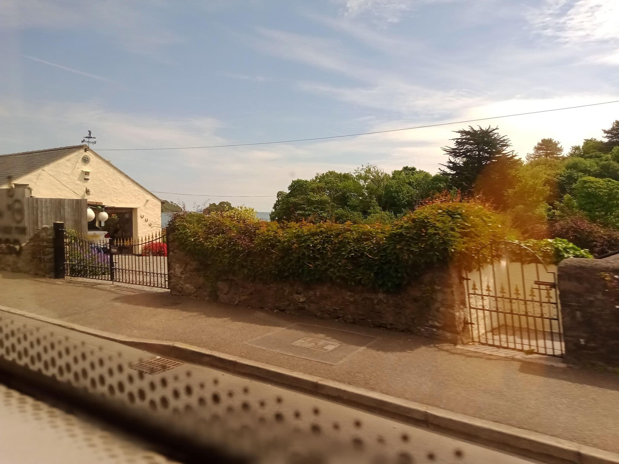 Street view near Cadnant Estate, Menai Bridge — © annekaro (CC BY-SA · Mapillary)
