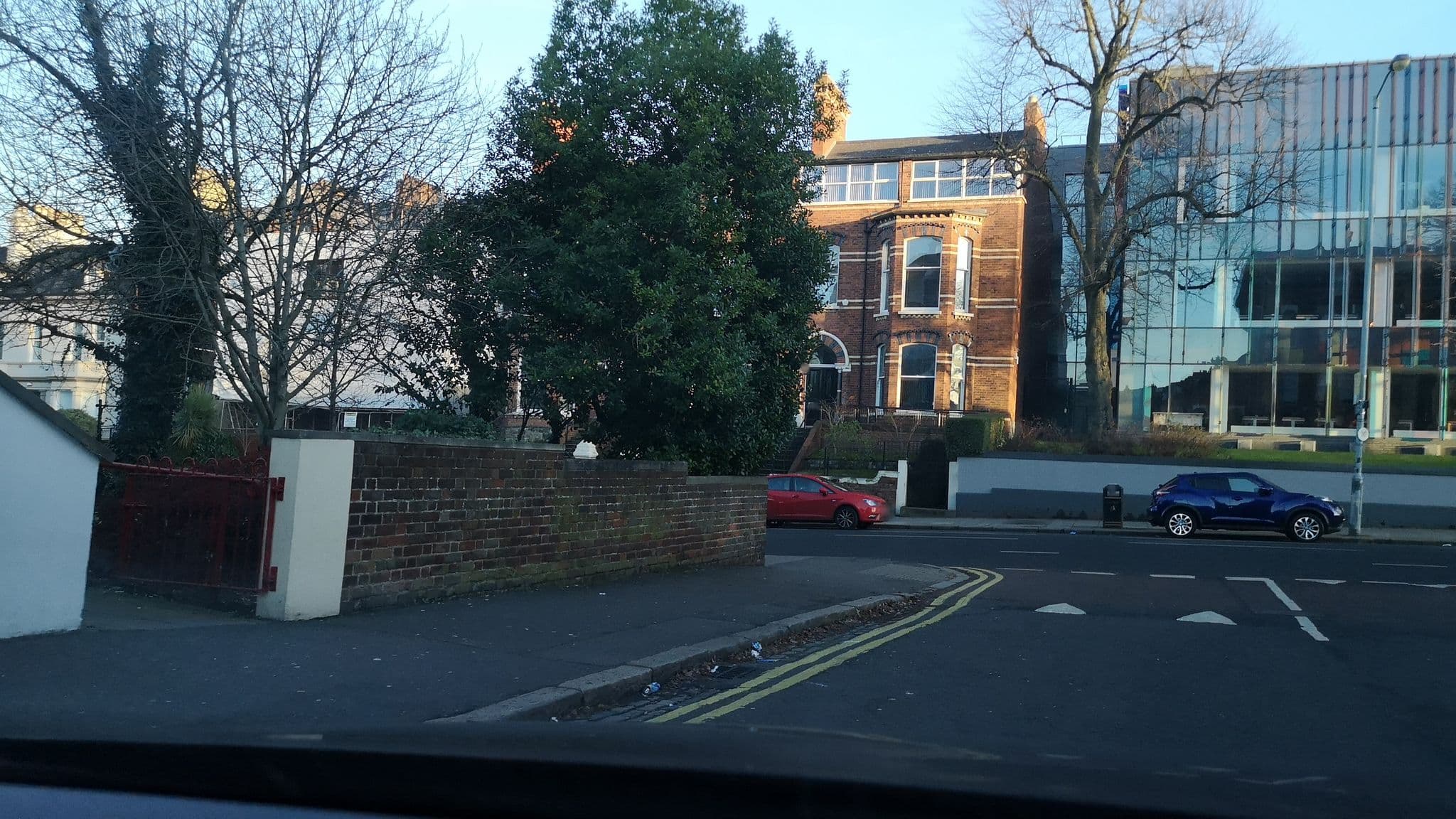 Street view near Pearl Court Guesthouse, Belfast — © jonnymccullagh (CC BY-SA · Mapillary)