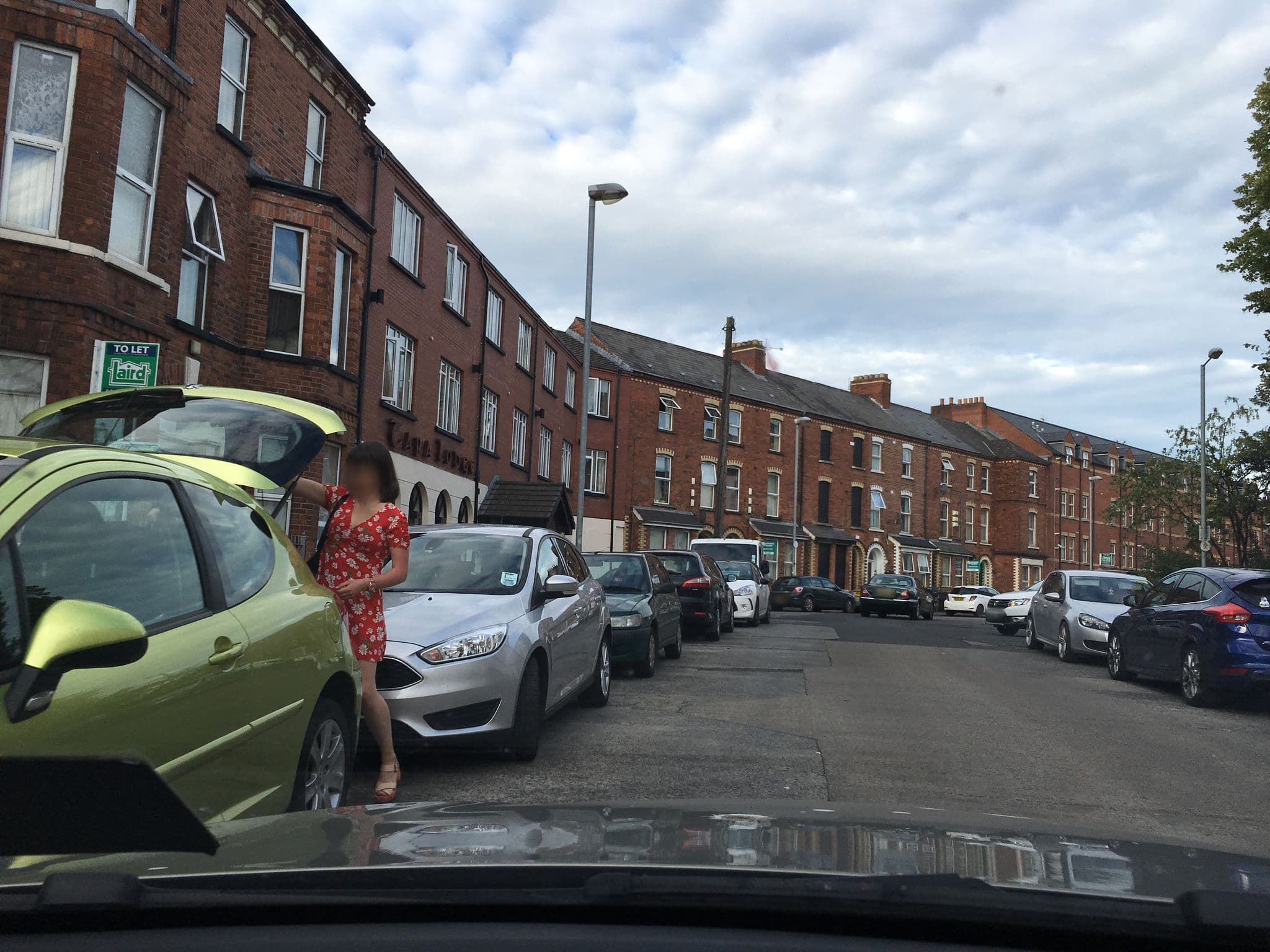 Street view near Tara Lodge Boutique Hotel Belfast, Belfast — © mackerski (CC BY-SA · Mapillary)
