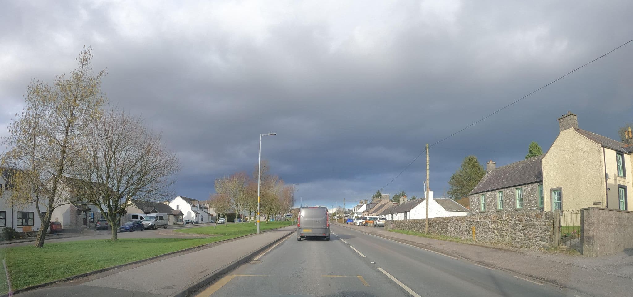 Street view near The Grapes Hotel, Castle Douglas — © hobgoblin (CC BY-SA · Mapillary)