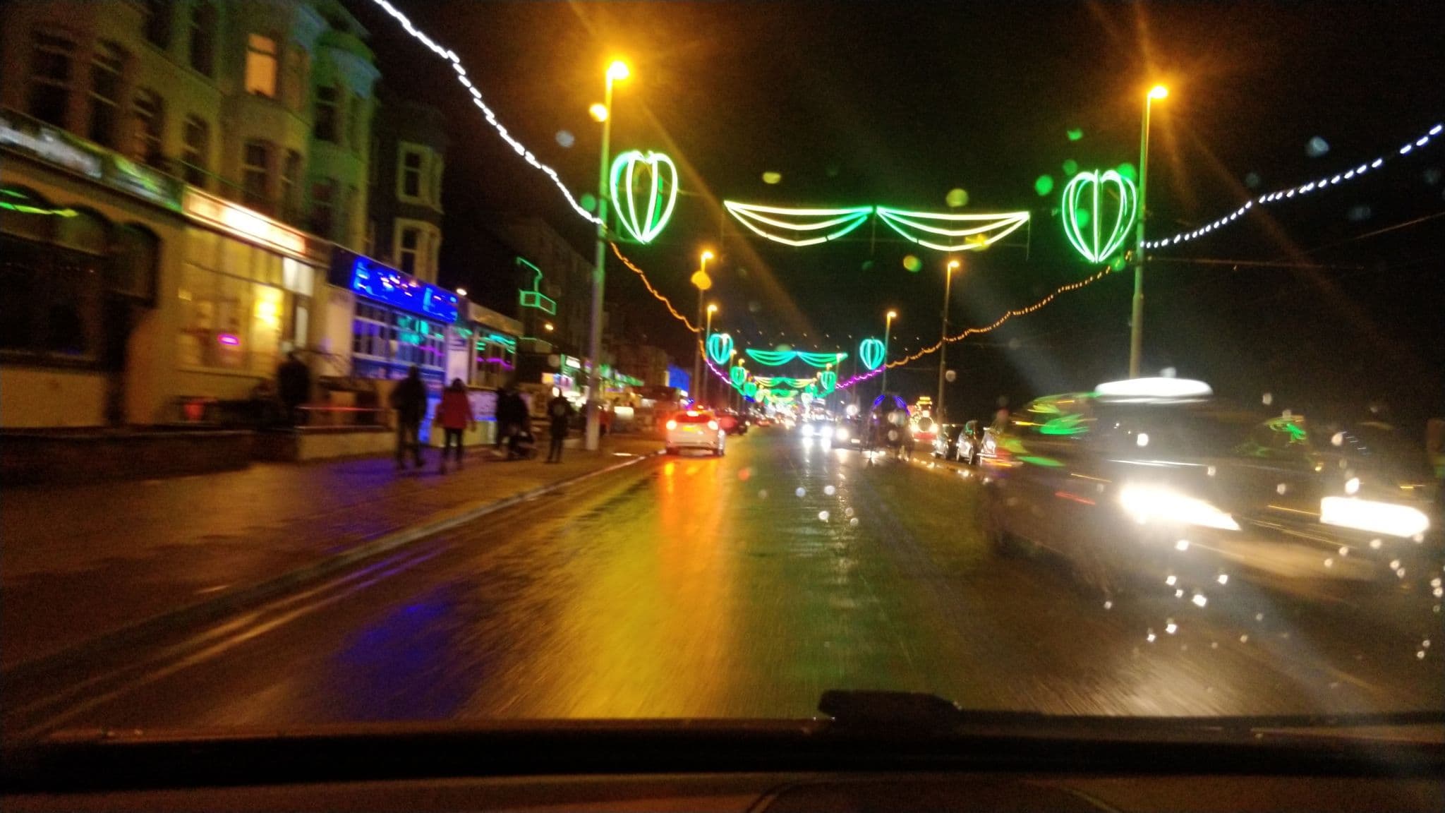 Street view near Hotel Rossi, Blackpool — © davidsong (CC BY-SA · Mapillary)