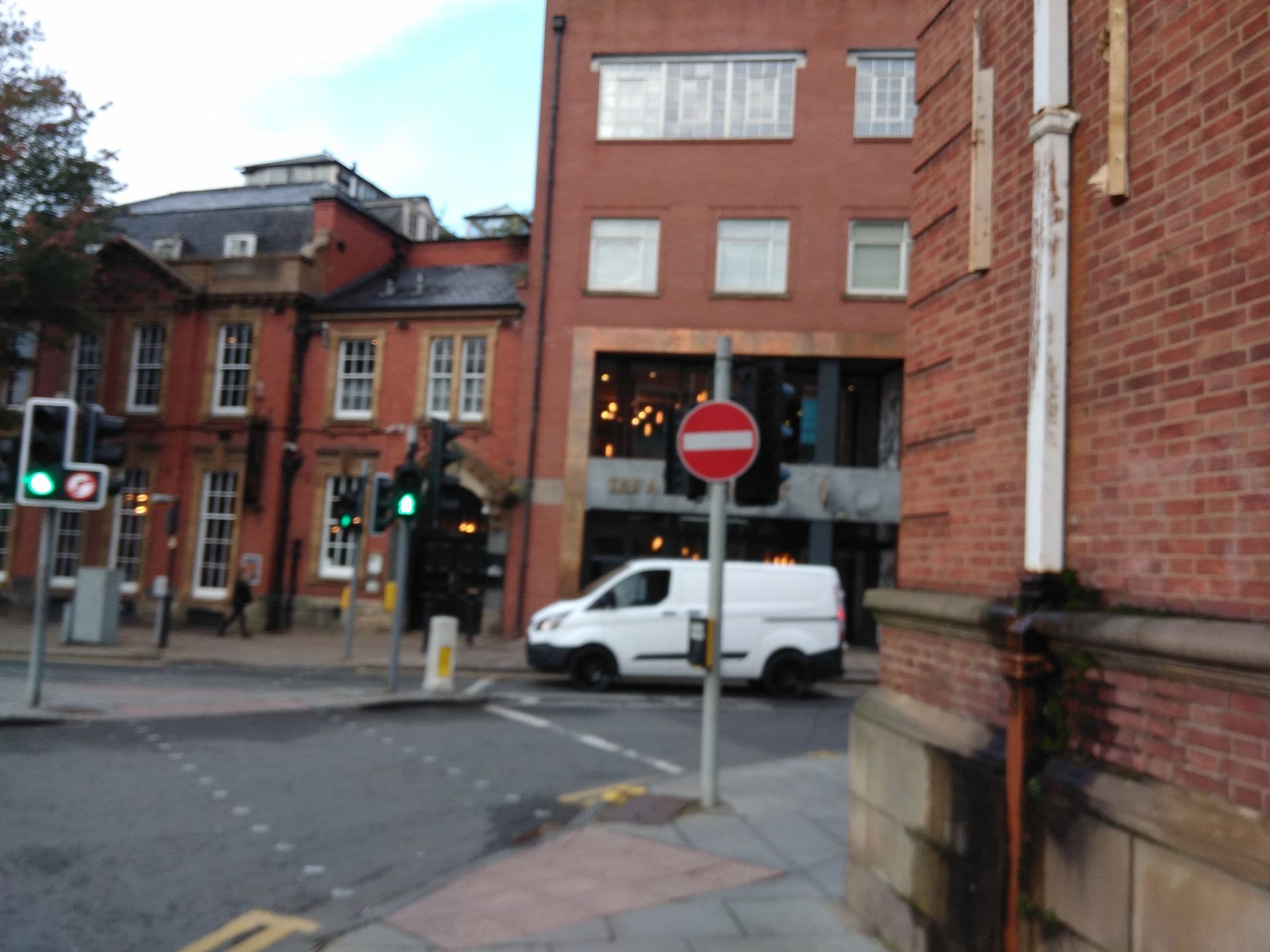 Street view near Travelodge, Chester — © sk53_quint (CC BY-SA · Mapillary)