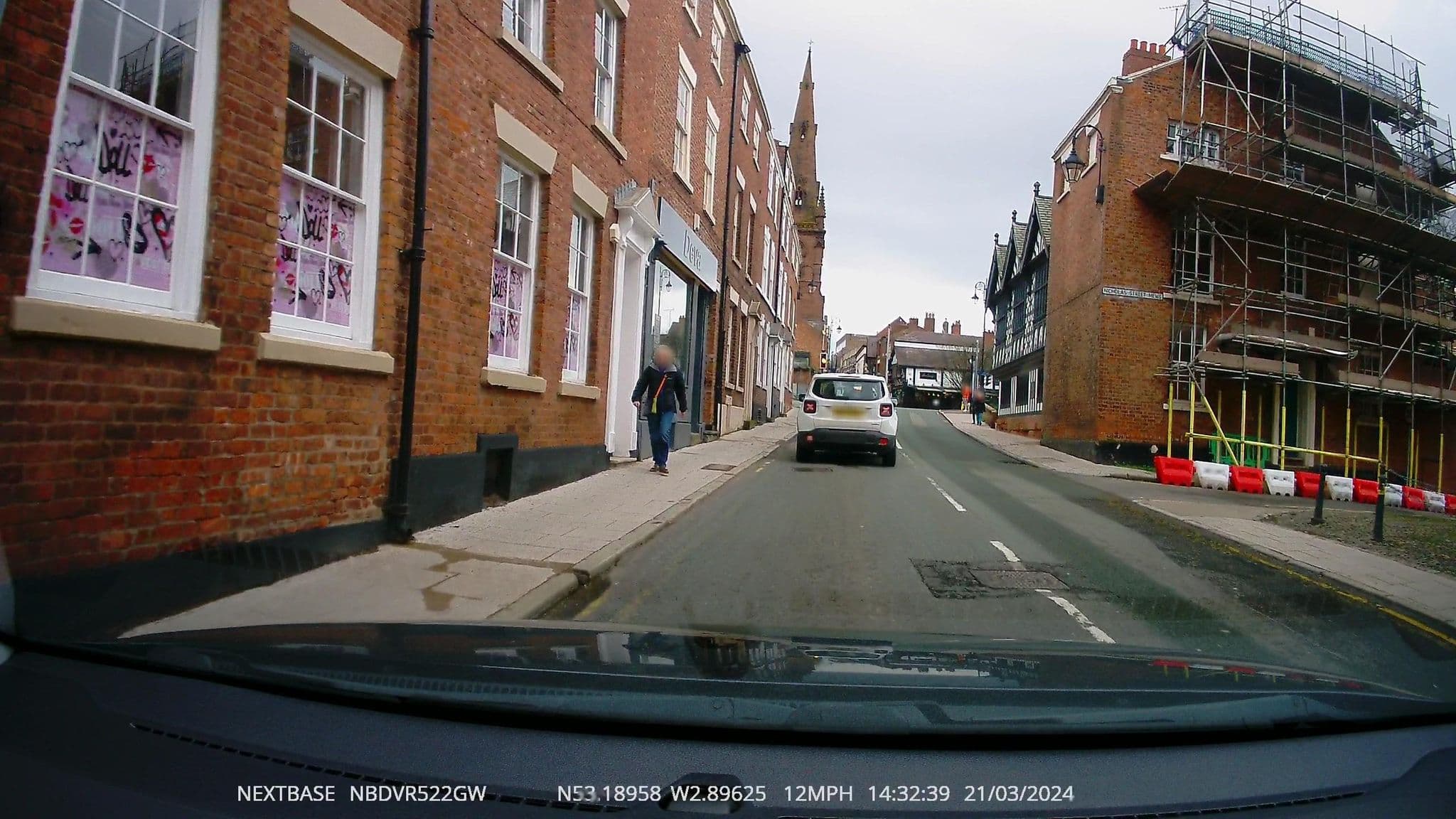 Street view near Chester Aid to the Homeless, Chester — © RyanBush (CC BY-SA · Mapillary)