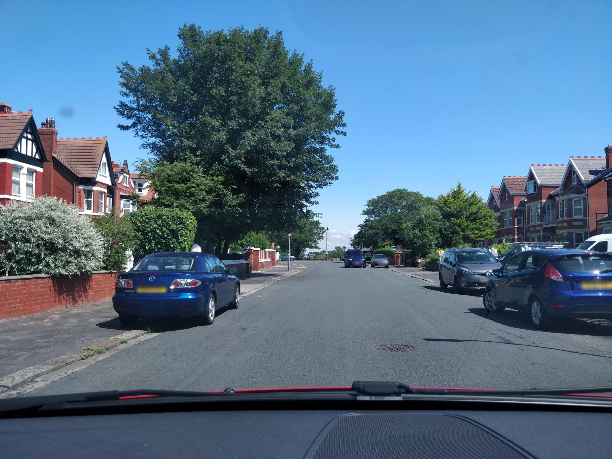 Street view near The Constancia Hotel, Southport — © davidsong (CC BY-SA · Mapillary)