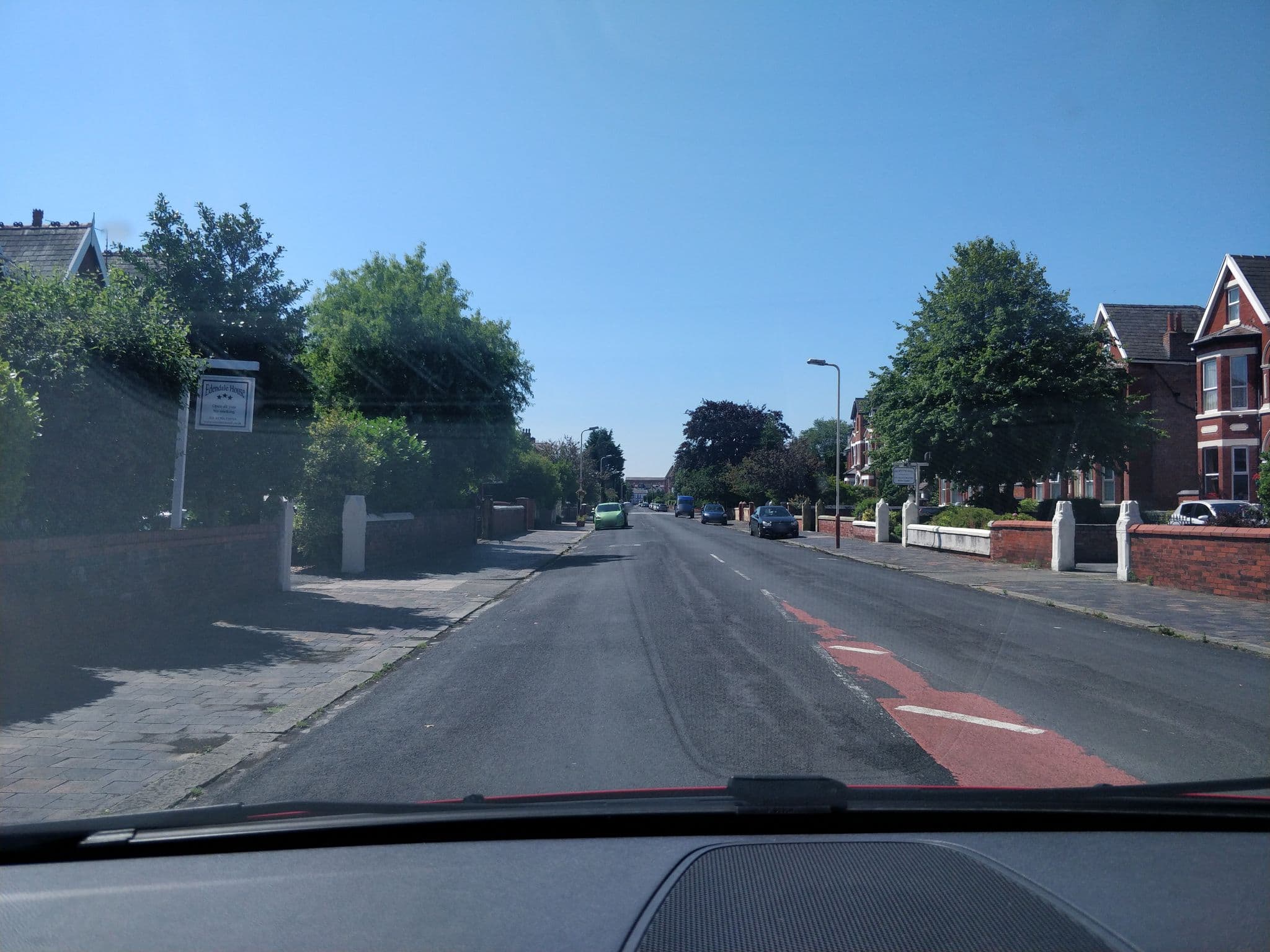 Street view near The Victorian Hotel, Southport — © davidsong (CC BY-SA · Mapillary)