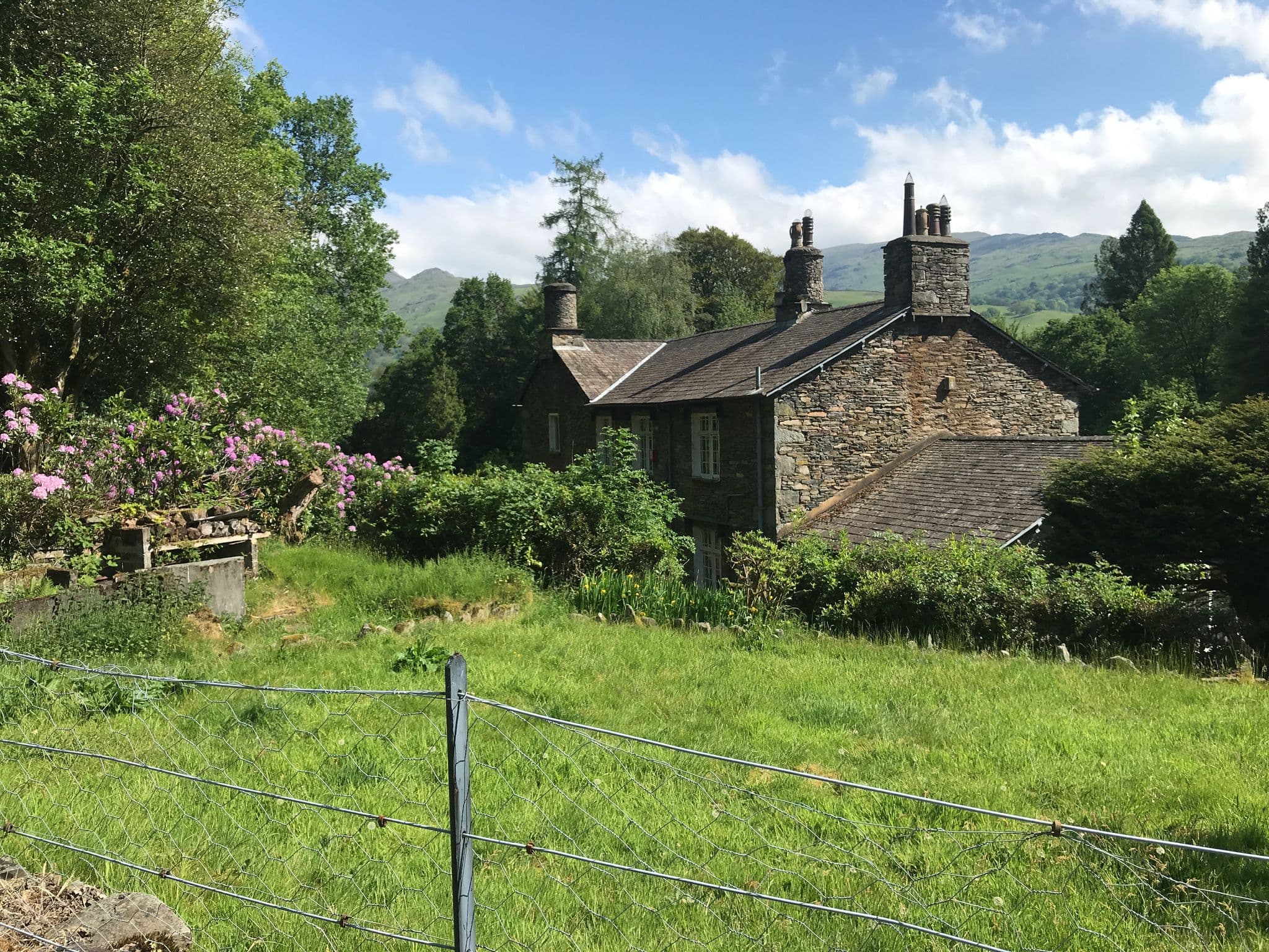 Street view near Foxghyll Country House B&B, Ambleside — © martinbag (CC BY-SA · Mapillary)