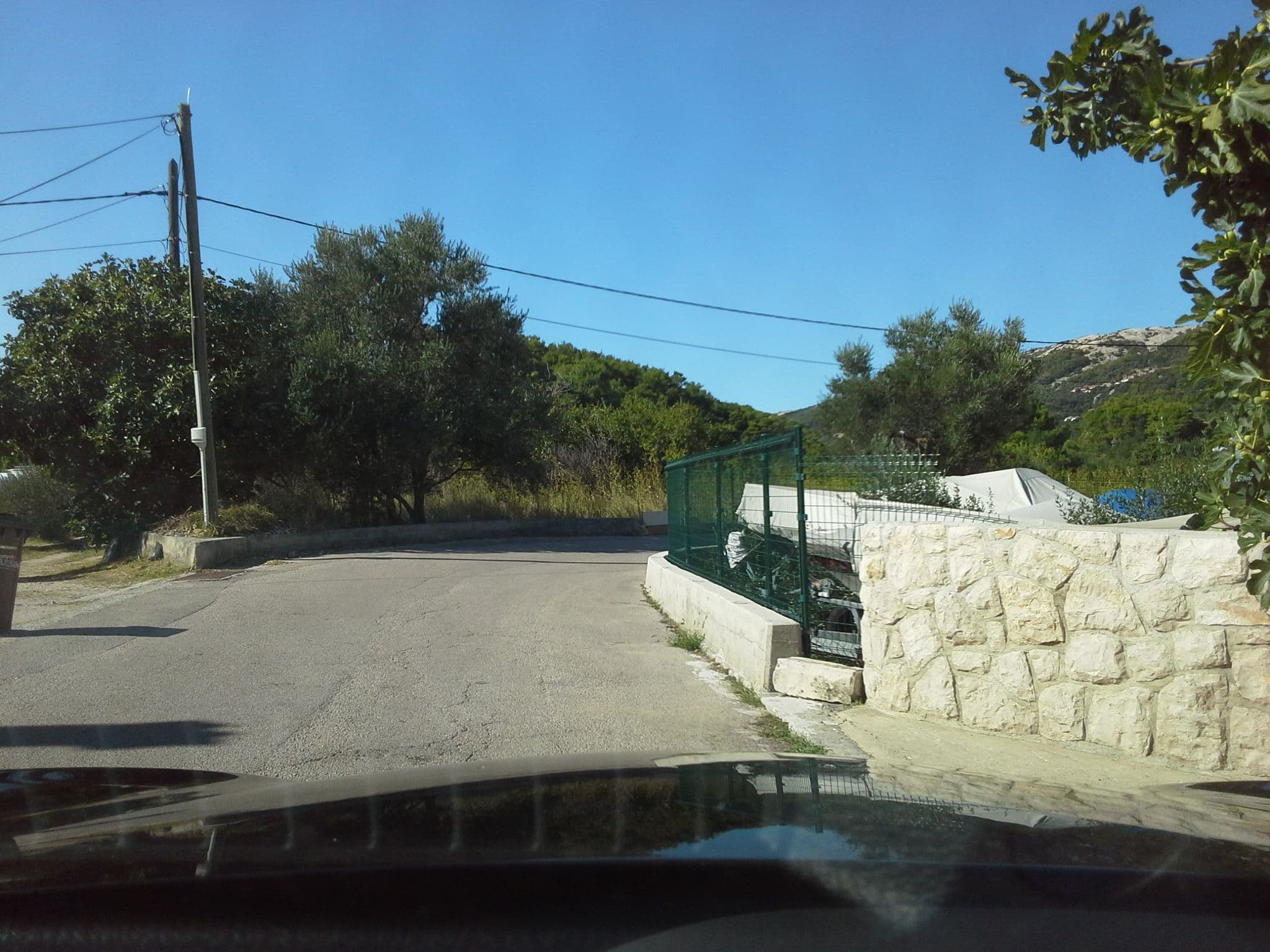 Street view near Appartment Suzana Percinic, Banjol — © klypern (CC BY-SA · Mapillary)