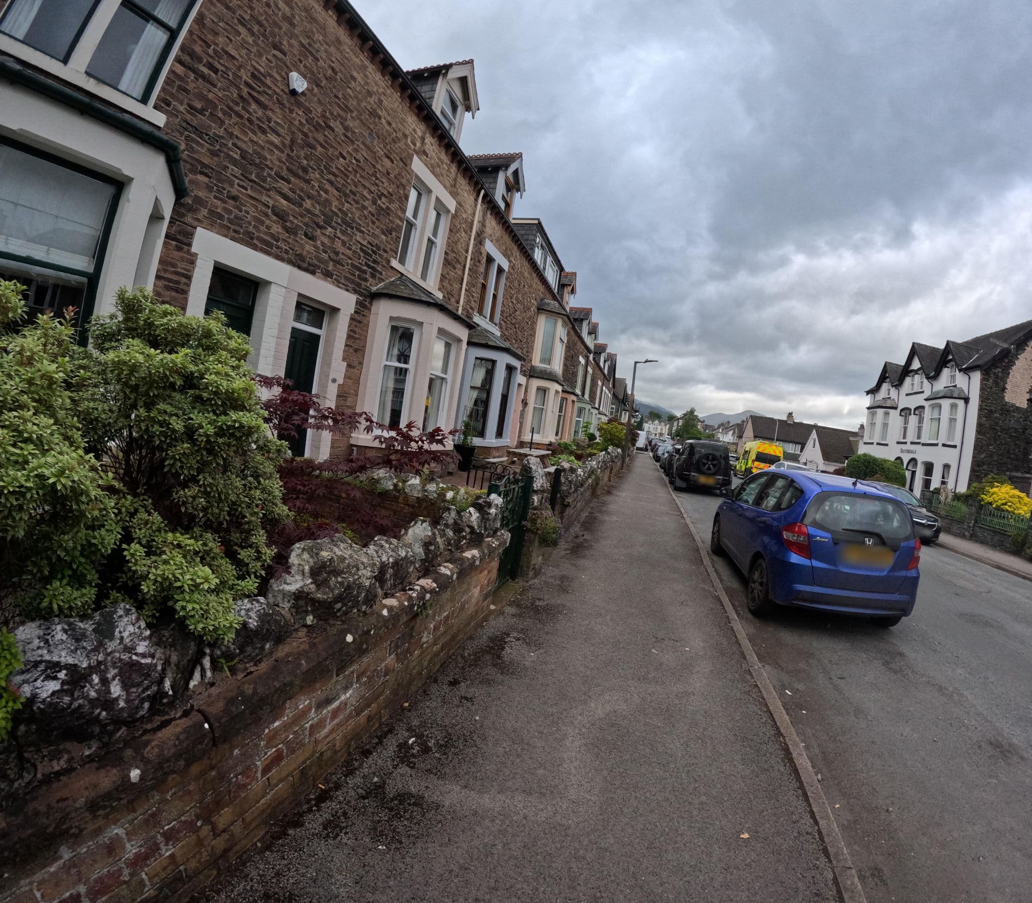 Street view near Cragwood Guesthouse, Keswick — © GeoGoat2622 (CC BY-SA · Mapillary)