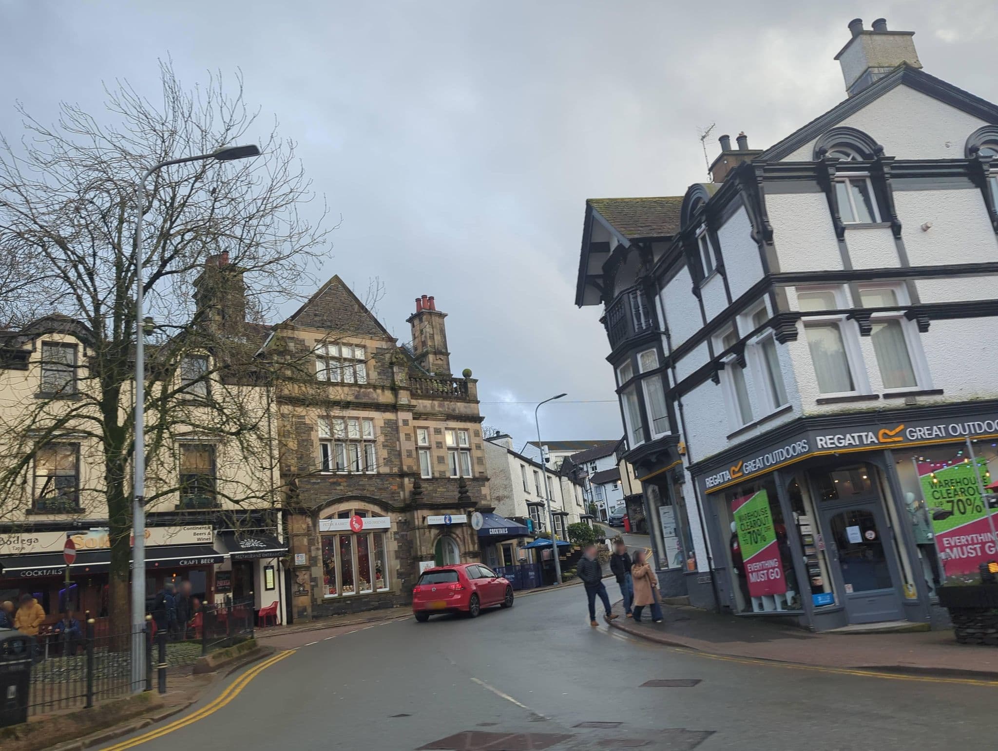 Street view near Dutton Cuisine, Windermere — © IpswichEdits (CC BY-SA · Mapillary)