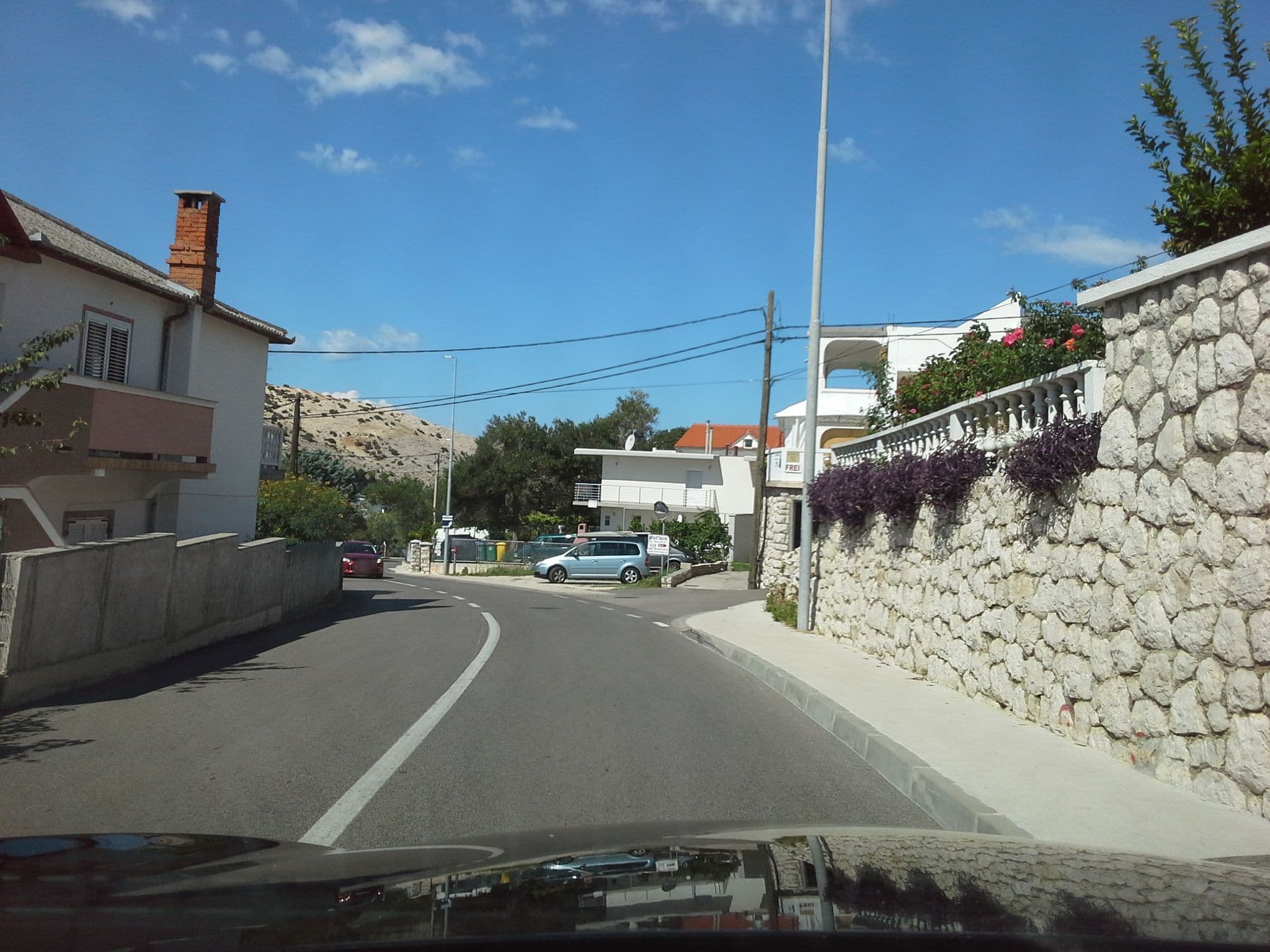 Street view near Pirić, Lopar — © klypern (CC BY-SA · Mapillary)
