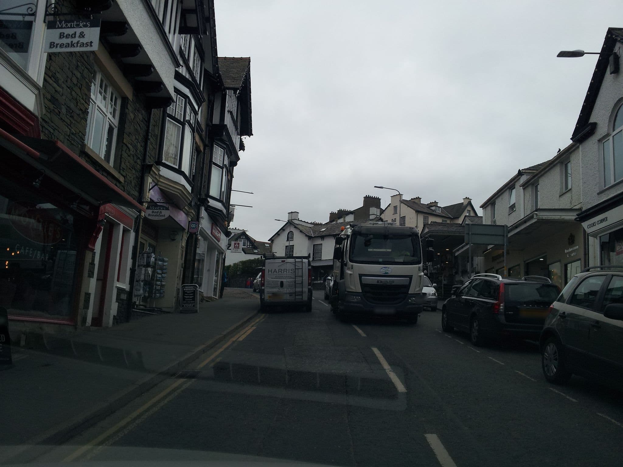 Street view near Monties Bed and Breakfast, Windermere — © adam2 (CC BY-SA · Mapillary)
