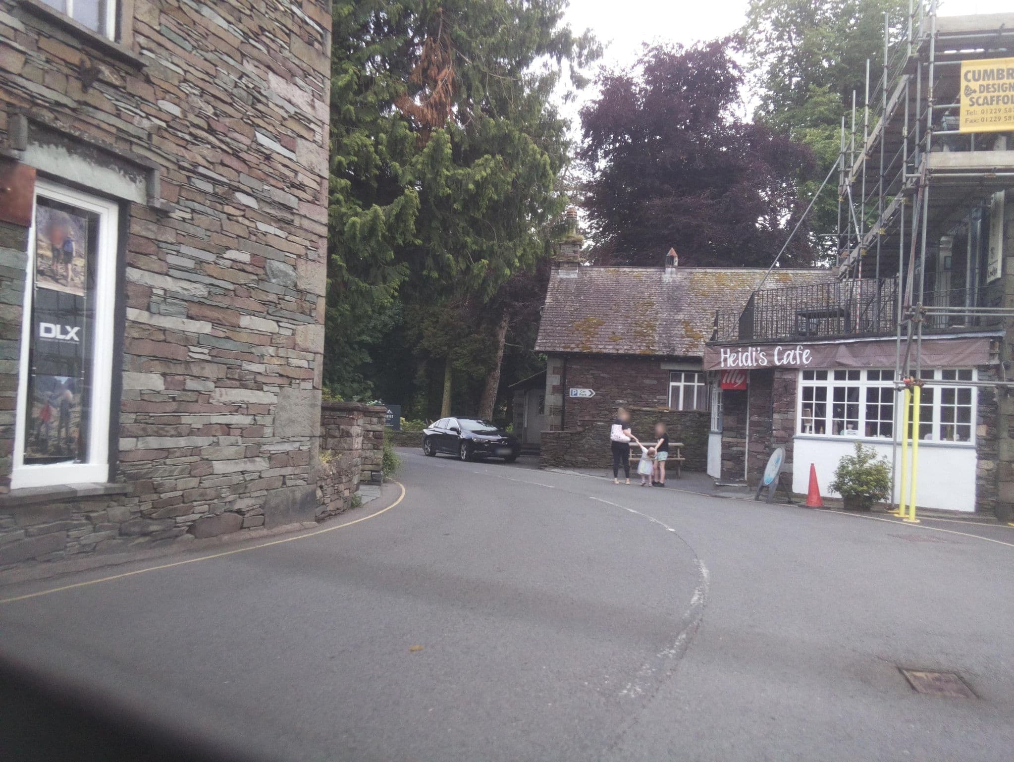 Street view near Harwood Hotel, Ambleside — © southglos (CC BY-SA · Mapillary)