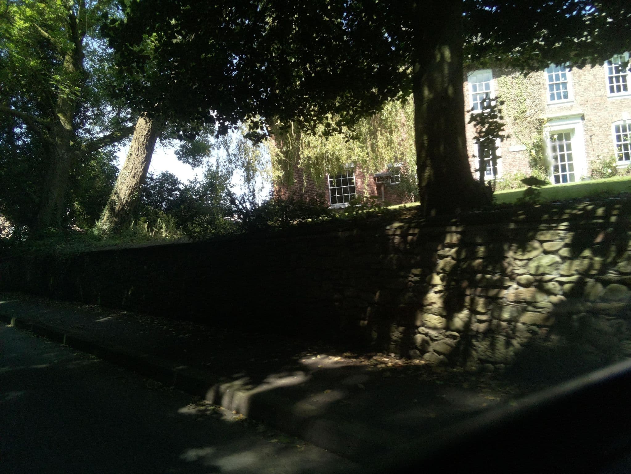 Street view near Hollow Creek Cottage, Burgh by Sands — © southglos (CC BY-SA · Mapillary)