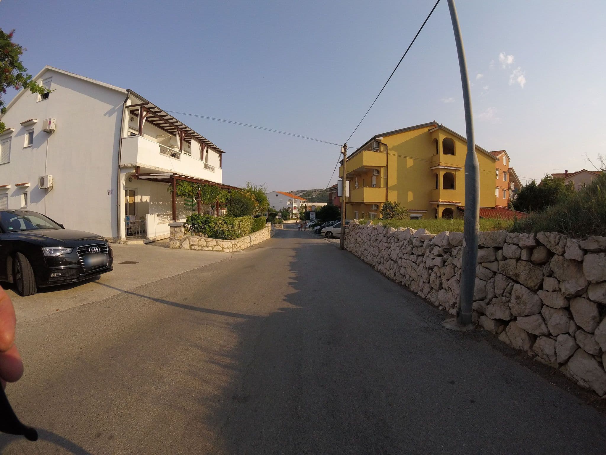 Street view near Meri, Lopar — © vedran_v (CC BY-SA · Mapillary)