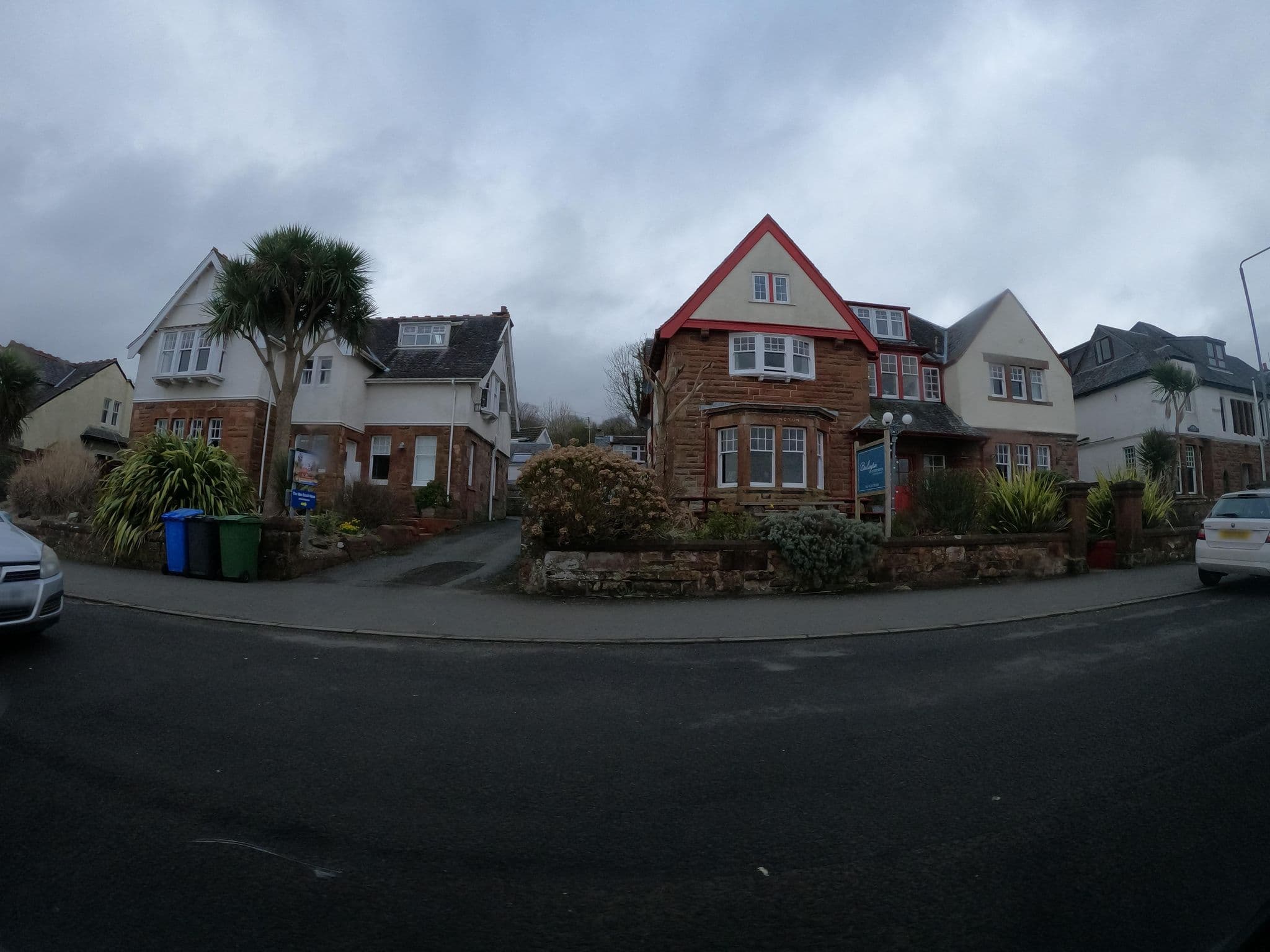 Street view near The Big Beach House, Lamlash — © hobgoblin (CC BY-SA · Mapillary)