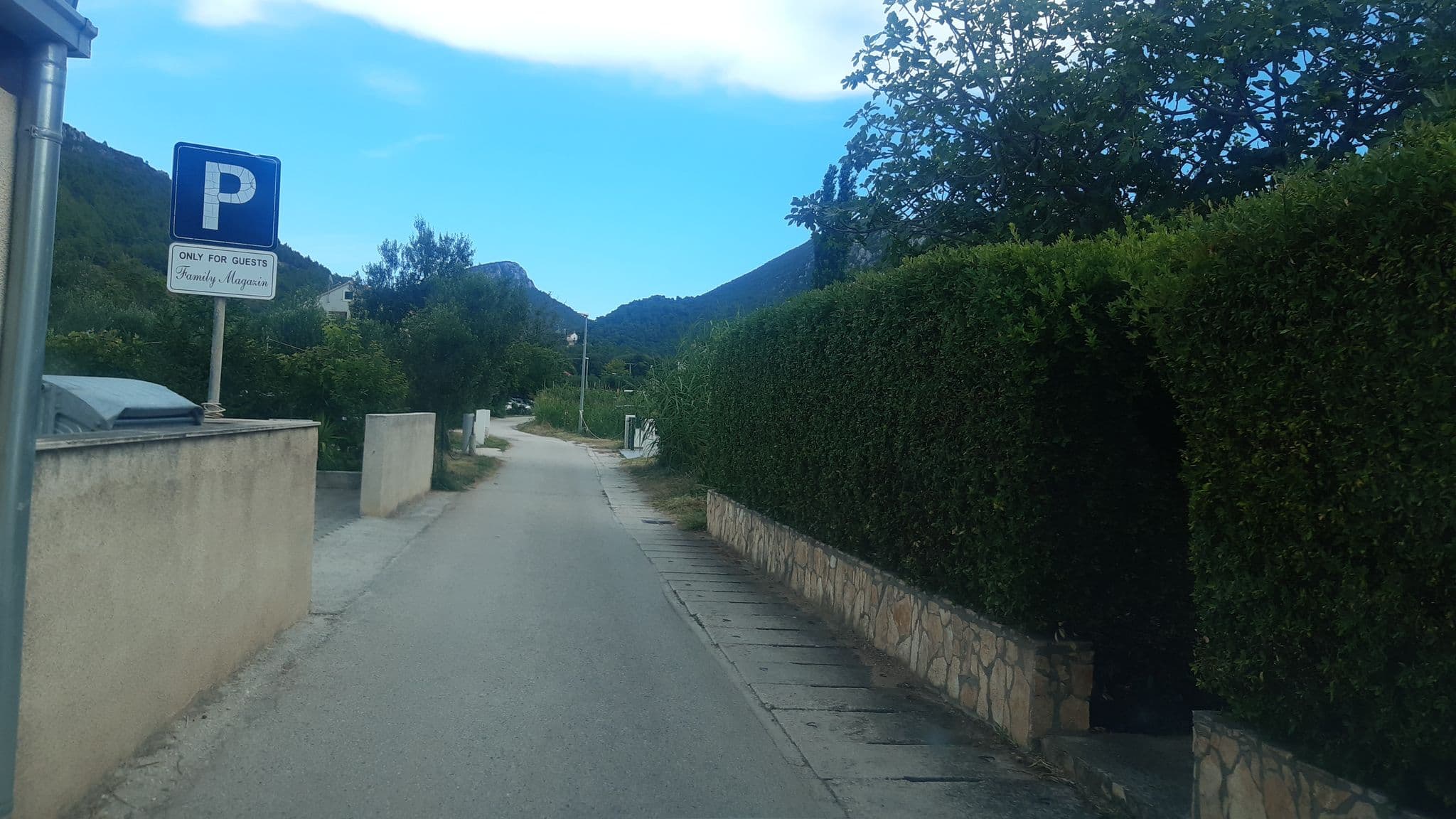 Street view near Zuljana campsite, Opuzen — © veverica (CC BY-SA · Mapillary)