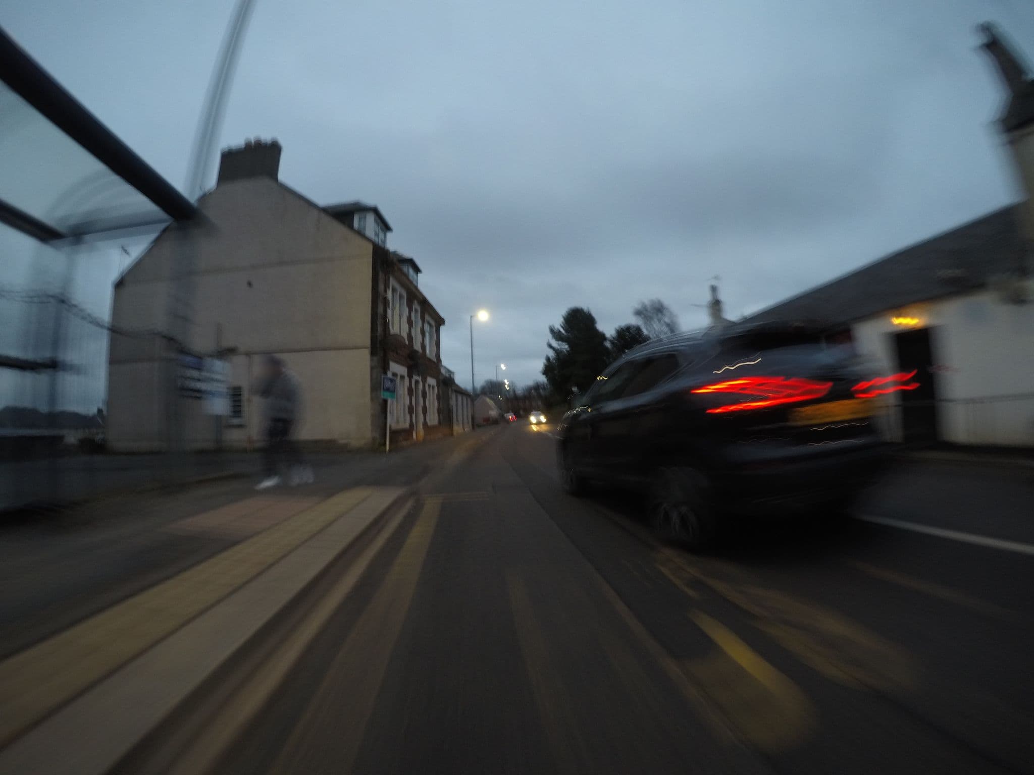Street view near London & Edinburgh Inns, Kilwinning — © mfk (CC BY-SA · Mapillary)
