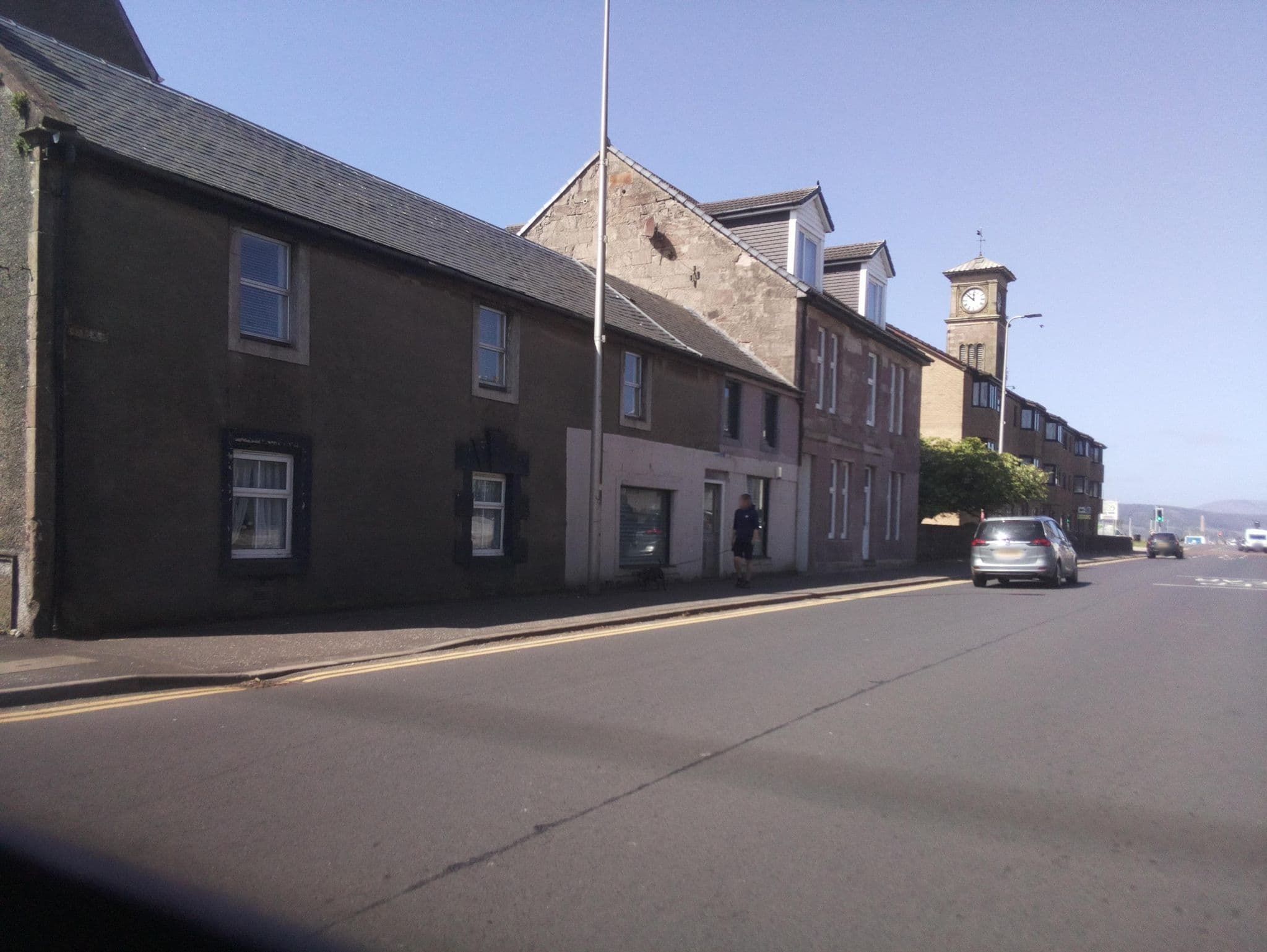 Street view near Bellfield Guest House, Helensburgh — © southglos (CC BY-SA · Mapillary)