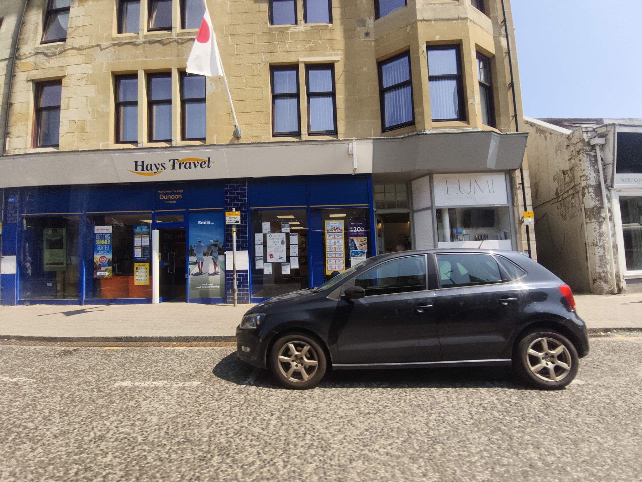 Street view near Albany Hotel, Dunoon — © hobgoblin (CC BY-SA · Mapillary)