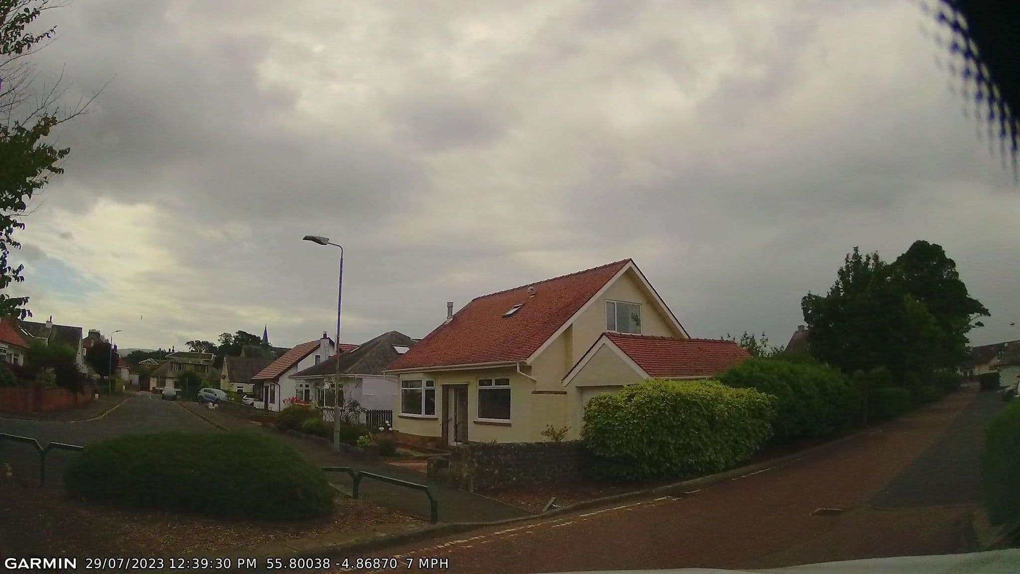 Street view near Helen Herbertson, Largs — © gmc (CC BY-SA · Mapillary)