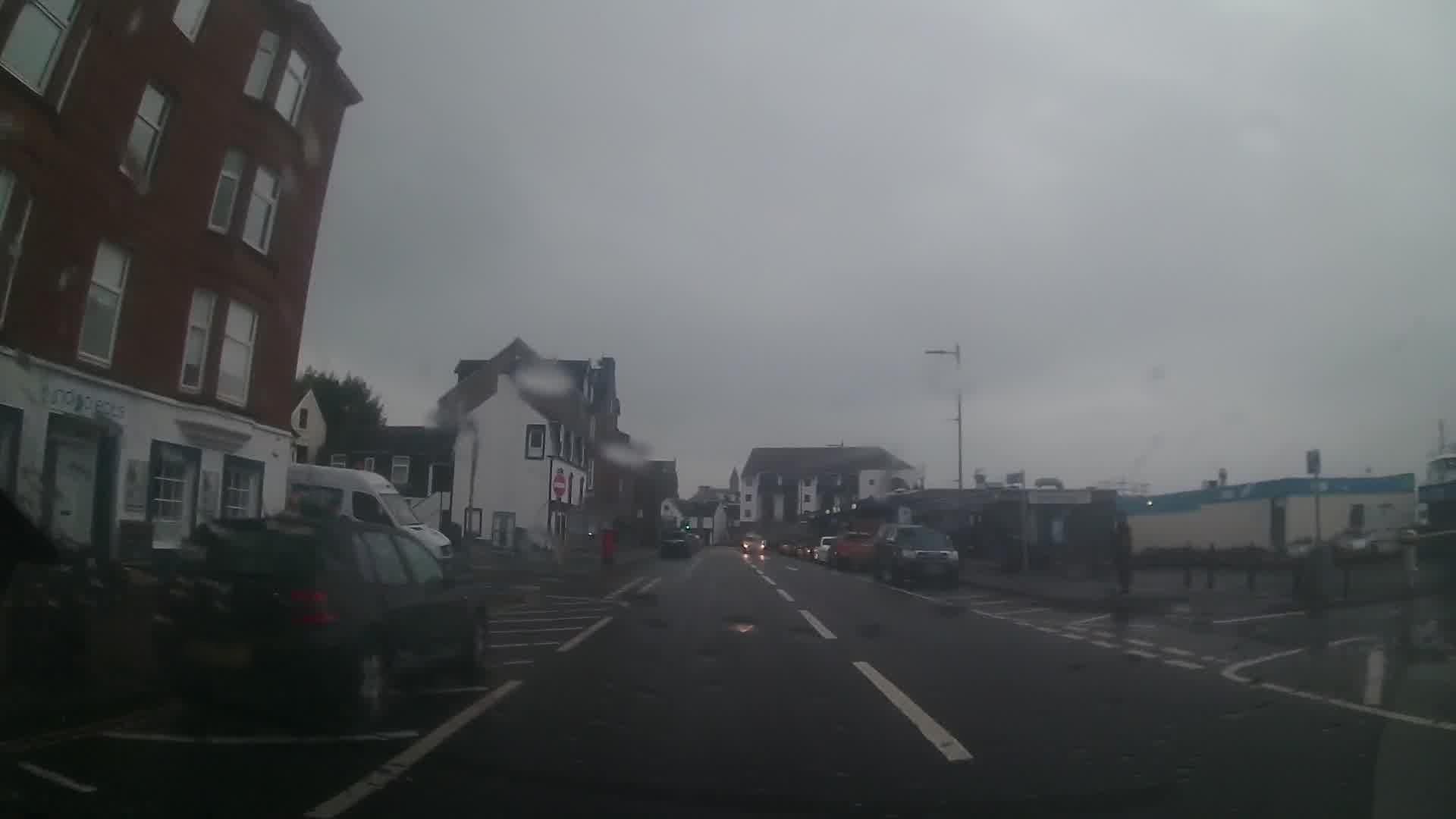Street view near Victoria Hotel, Largs — © trigpoint (CC BY-SA · Mapillary)
