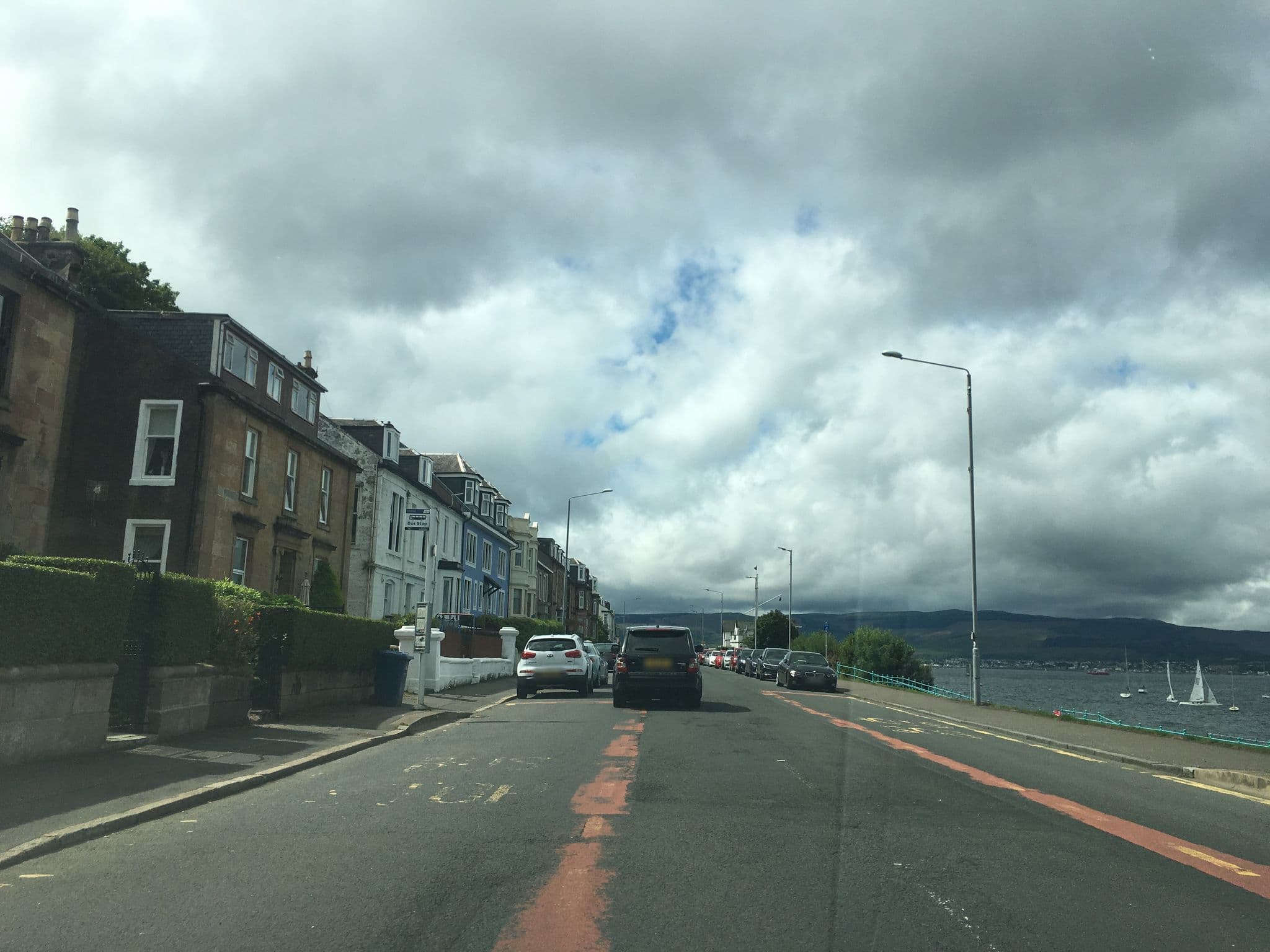 Street view near Buckleys Firth Hotel, Gourock — © ccbb7766 (CC BY-SA · Mapillary)