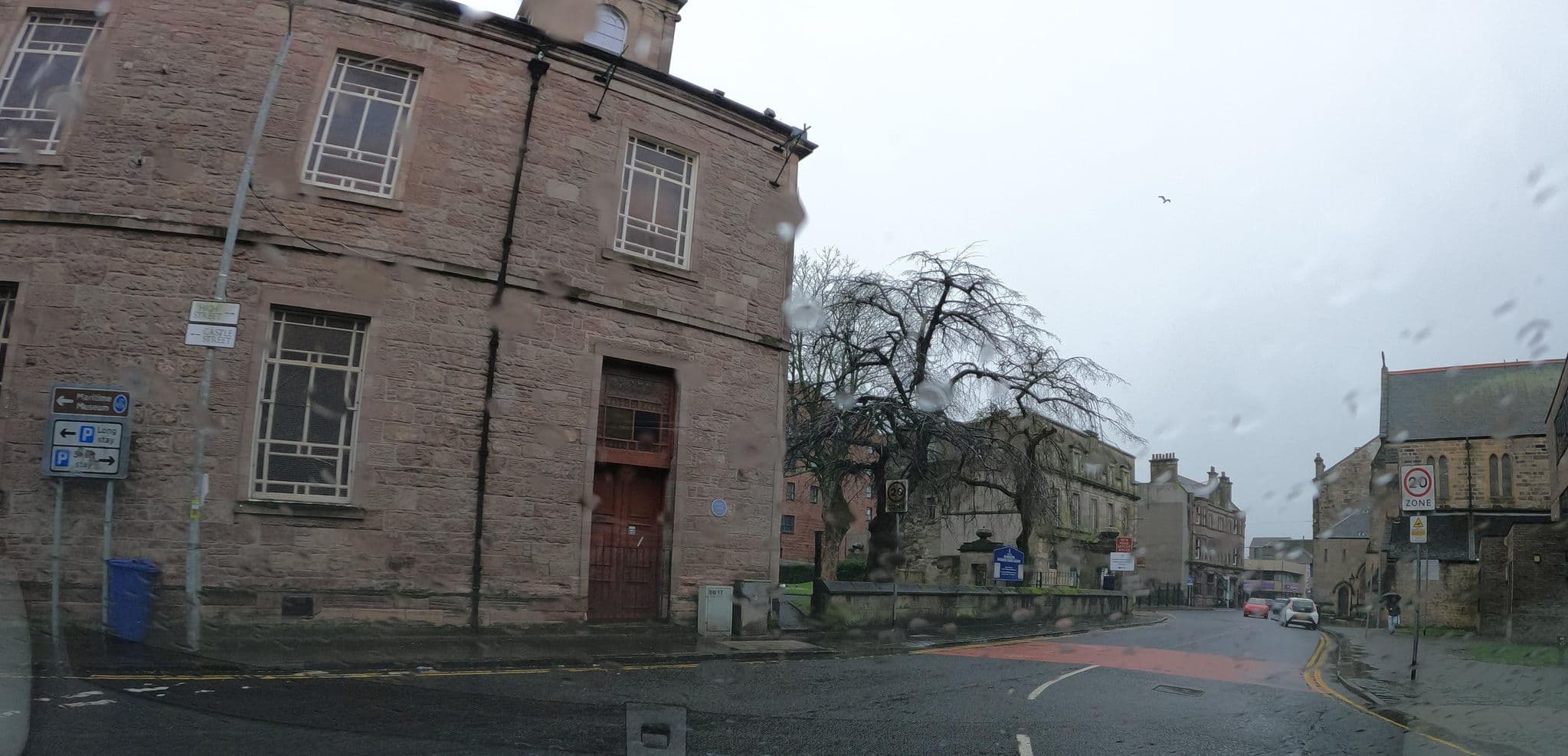 Street view near West Dunbartonshire Council, Dumbarton — © hobgoblin (CC BY-SA · Mapillary)