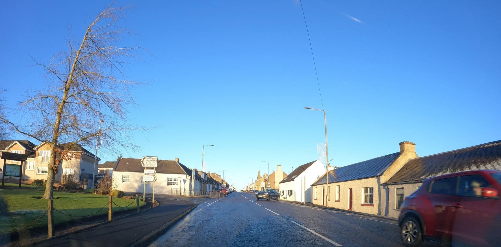 Street view near Backbrae House, Forth — © hobgoblin (CC BY-SA · Mapillary)