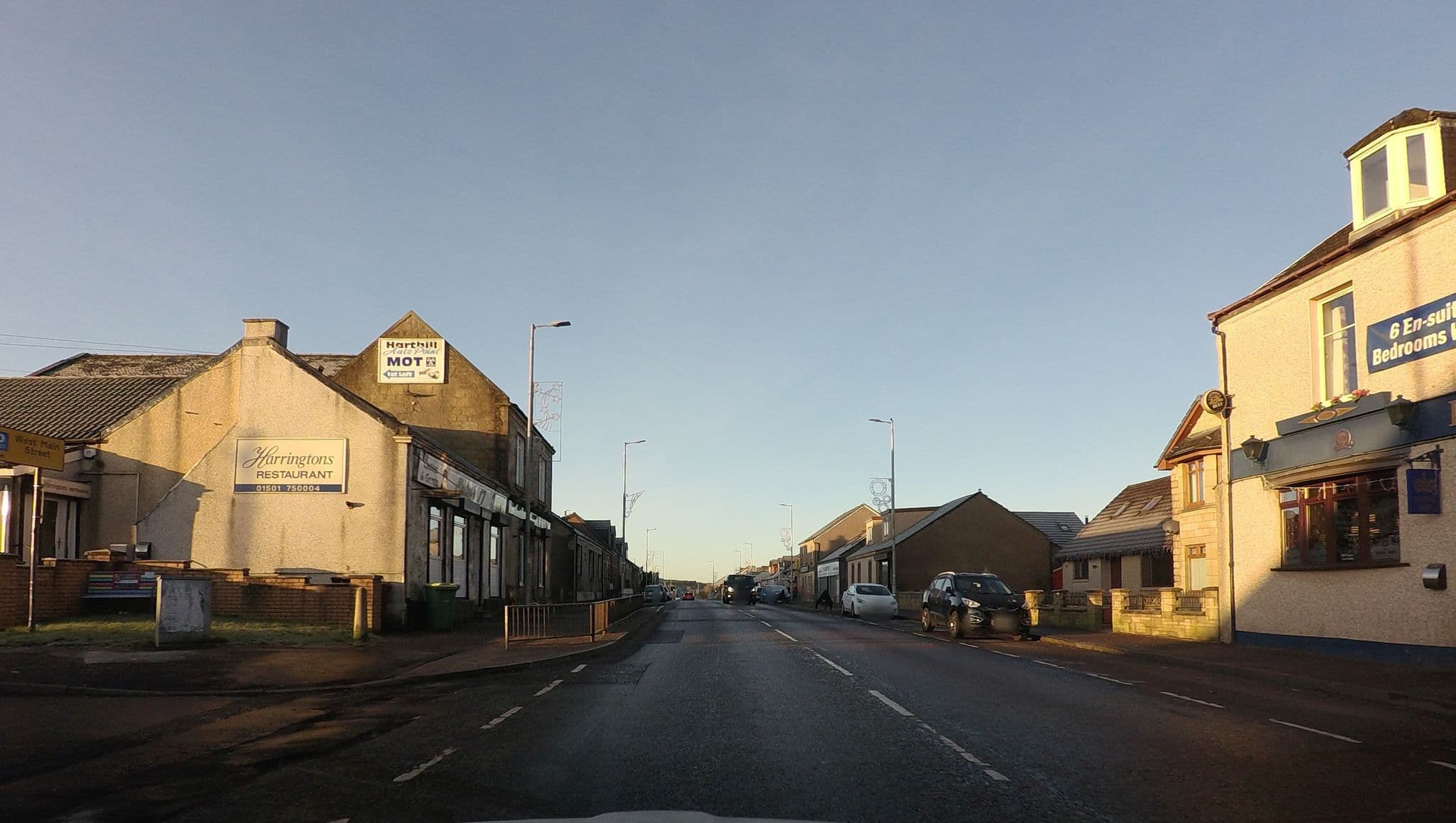 Street view near Rooms, Harthill — © hobgoblin (CC BY-SA · Mapillary)