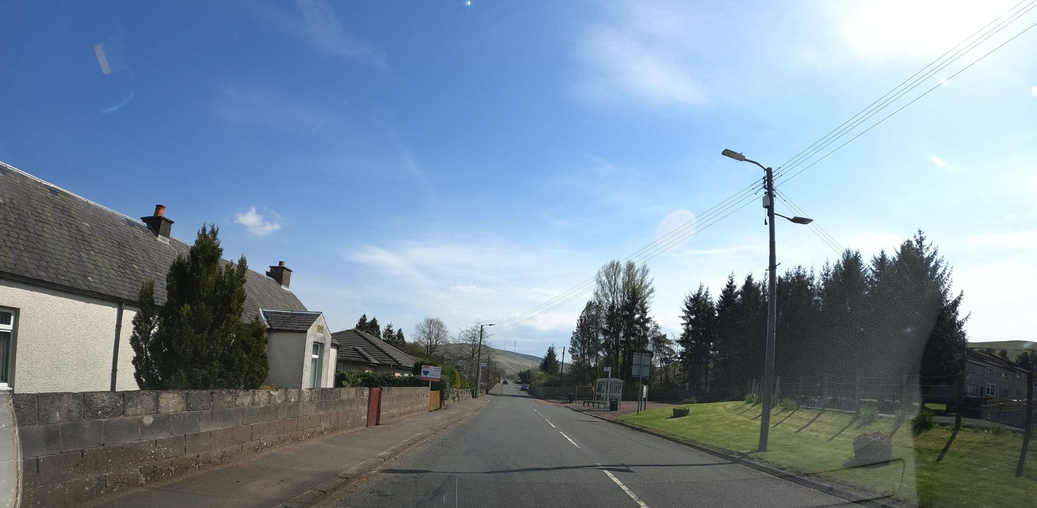 Street view near Tudor House Hotel, Douglas — © hobgoblin (CC BY-SA · Mapillary)