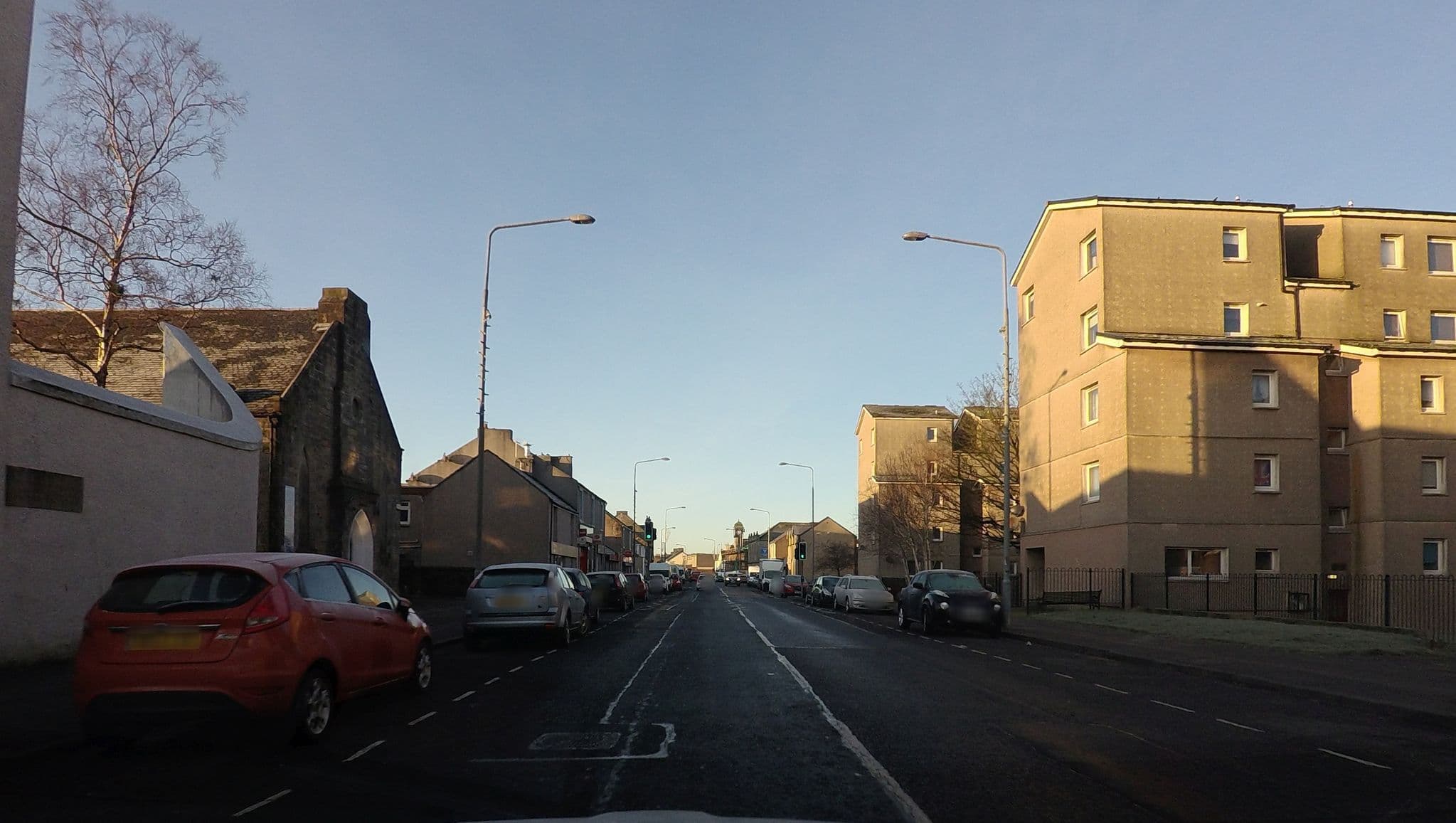 Street view near Cross Road Hotel, Whitburn — © hobgoblin (CC BY-SA · Mapillary)