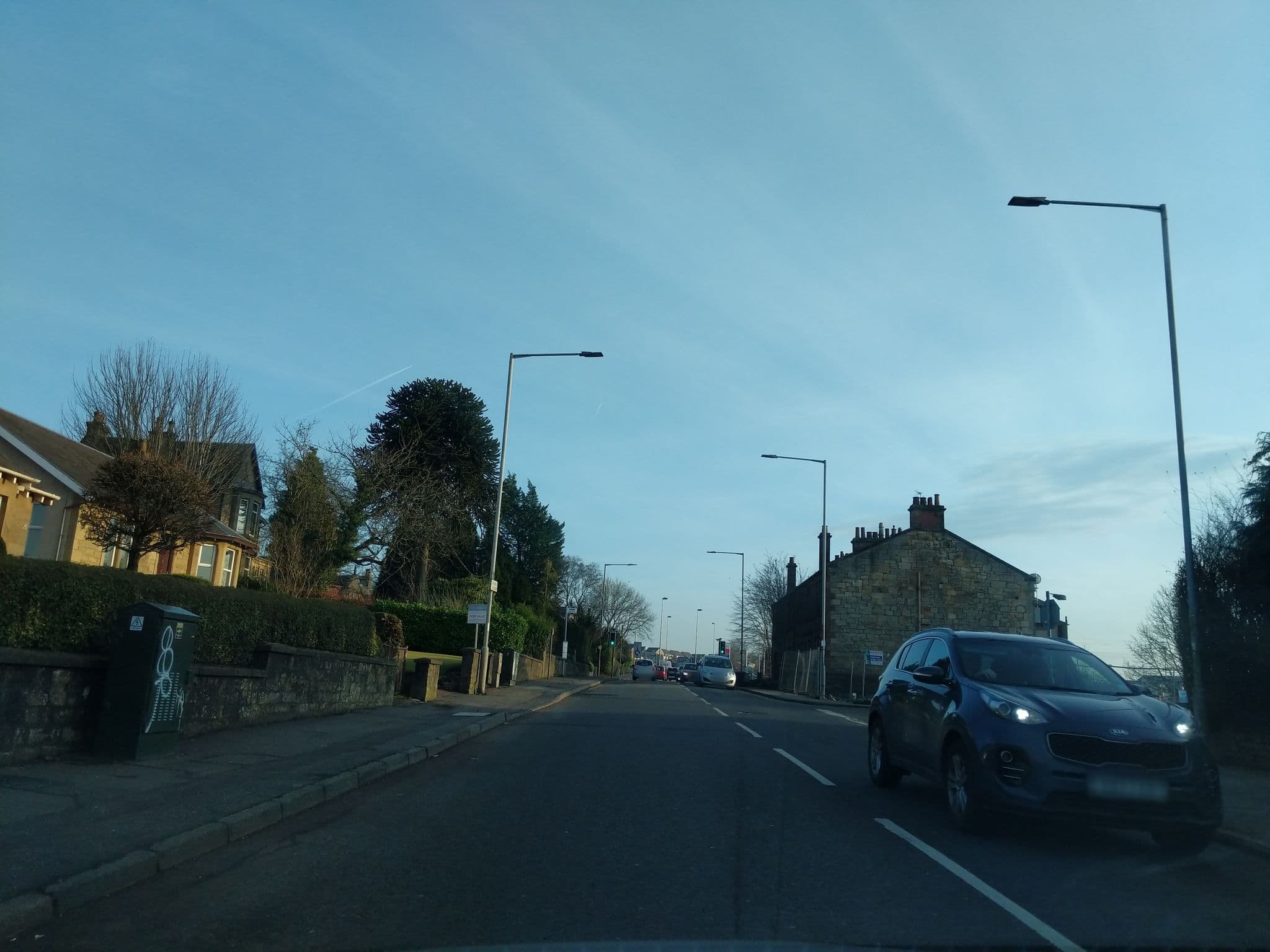 Street view near The Popinjay Hotel & Spa, Rosebank, Clyde Valley, Carluke — © ccbb7766 (CC BY-SA · Mapillary)