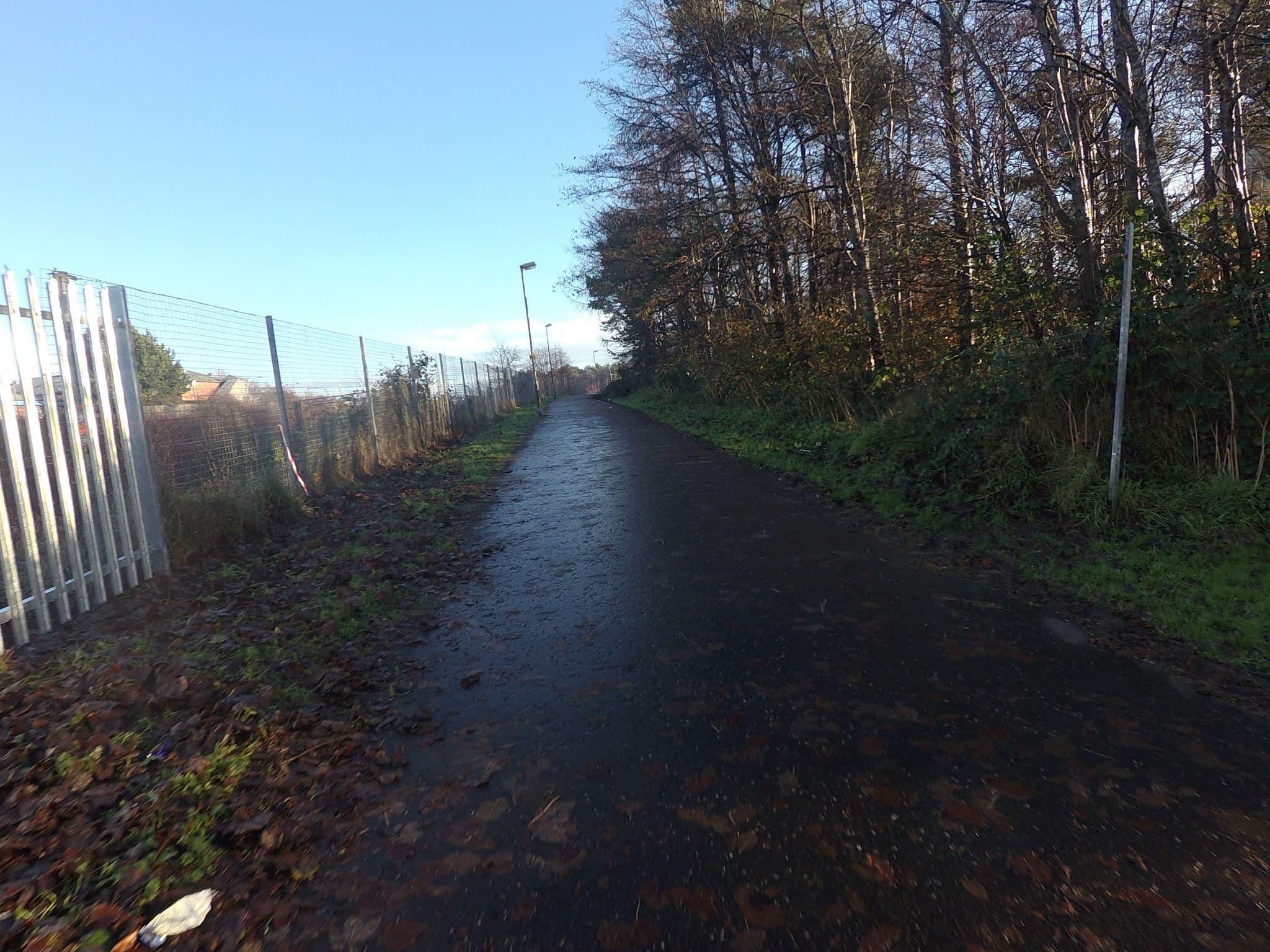 Street view near The Mackees', Livingston — © hobgoblin (CC BY-SA · Mapillary)