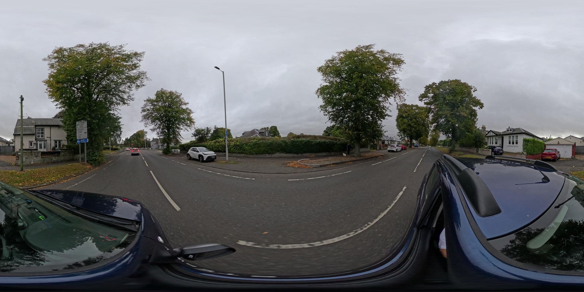 Street view near Pitreavie Guest House, Dunfermline — © coetserw (CC BY-SA · Mapillary)
