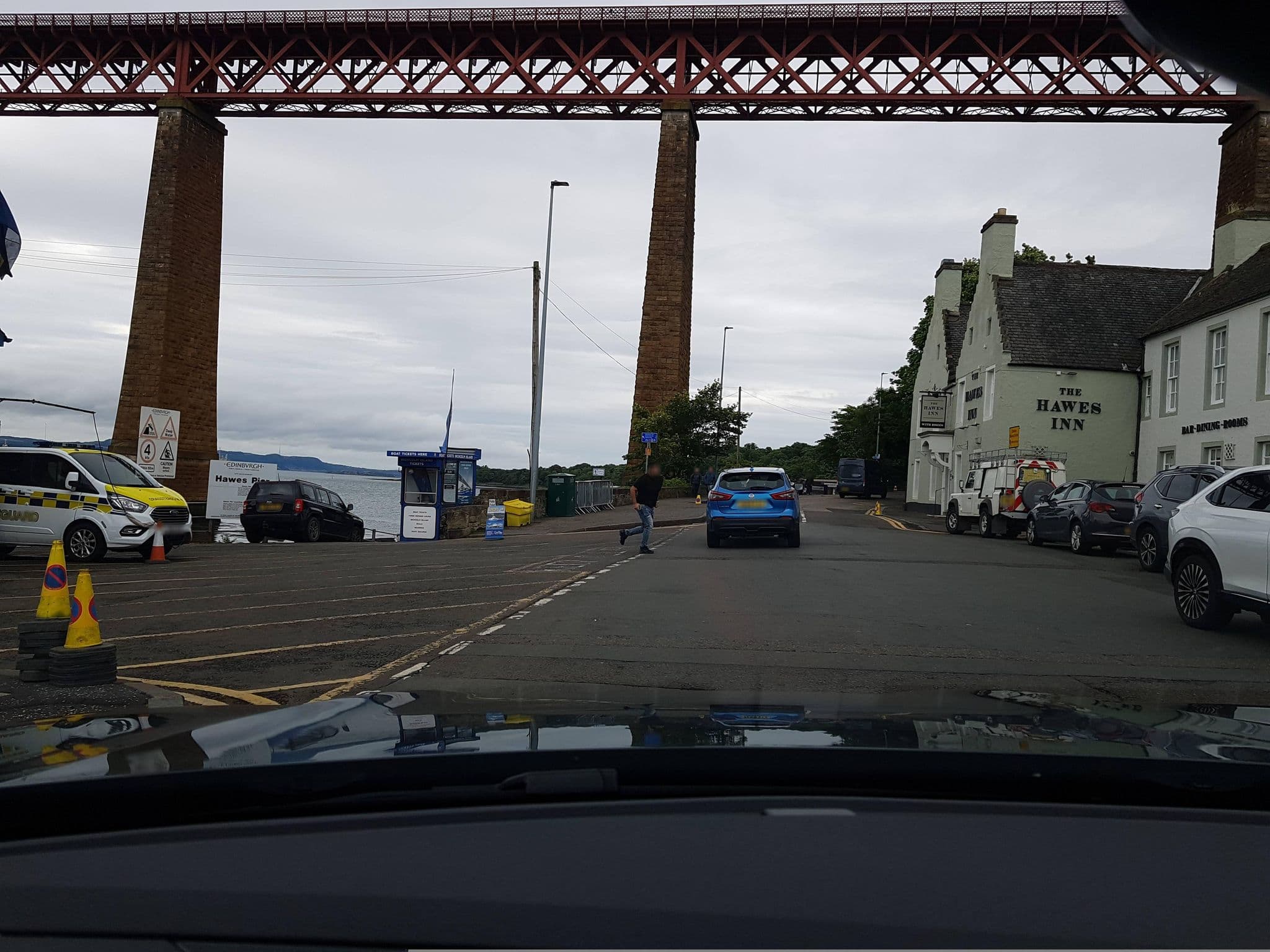 Street view near Innkeeper's Collection, Queensferry — © toho (CC BY-SA · Mapillary)